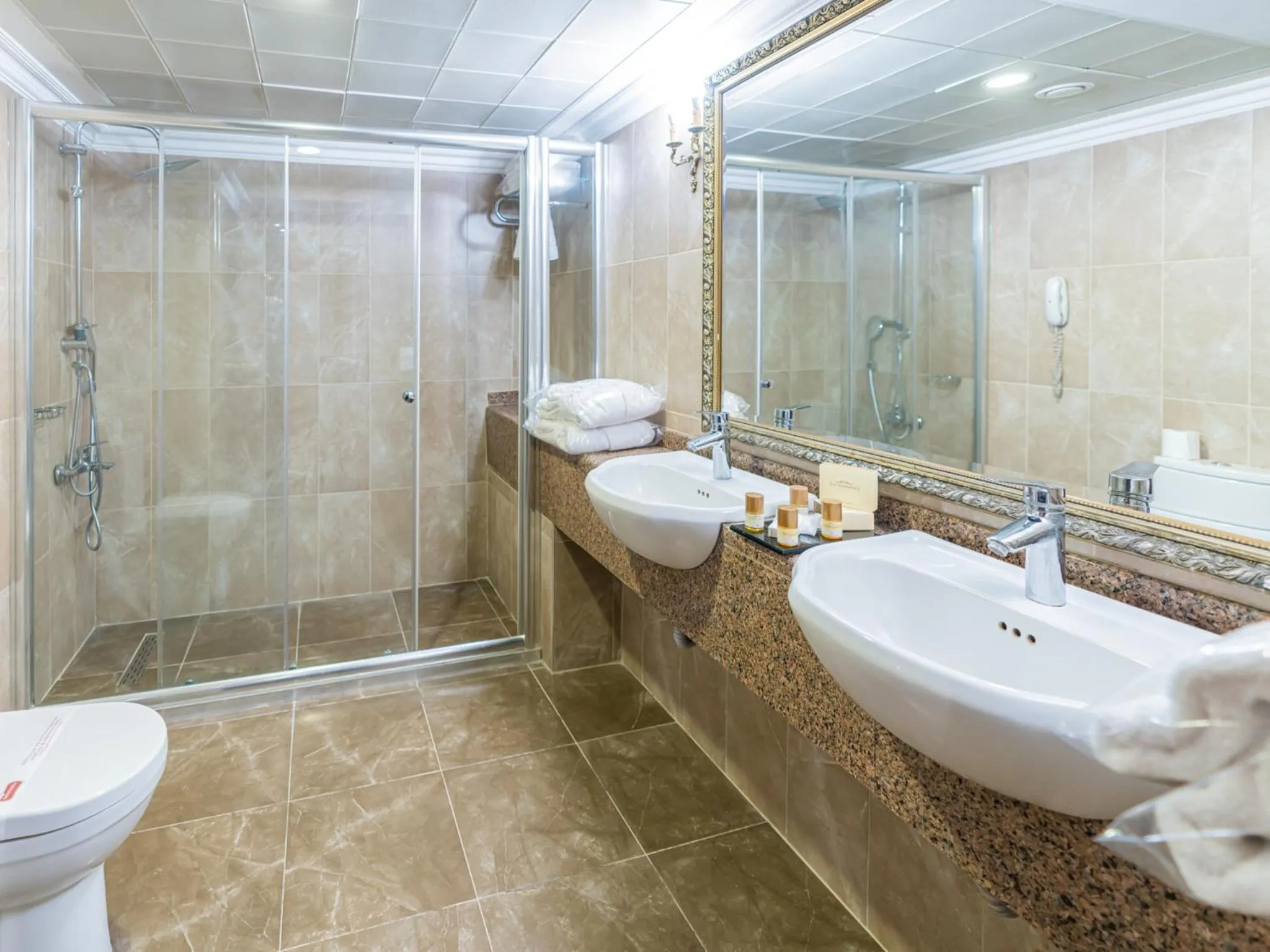 Bathroom in Ilci Residence Hotel