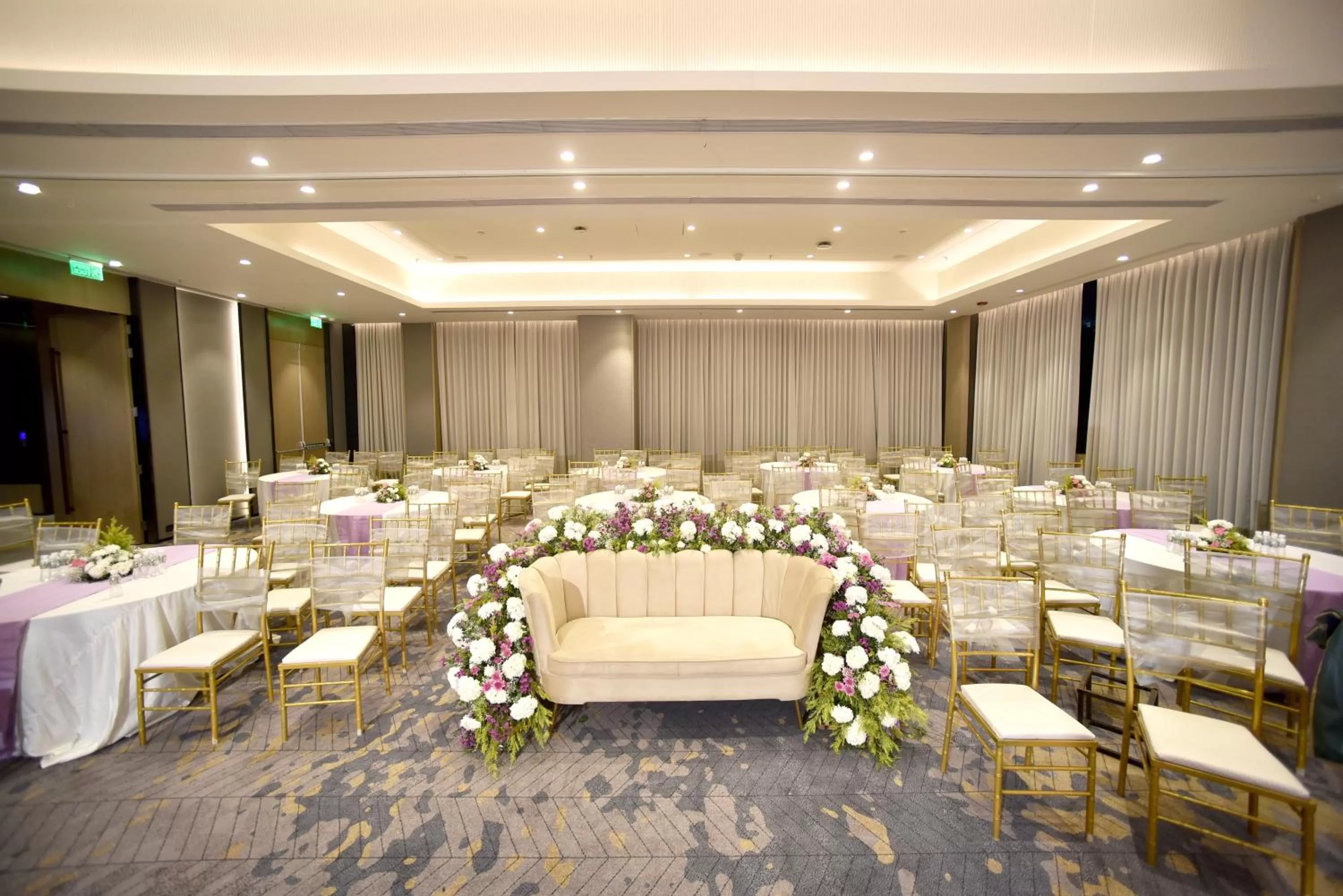 Banquet/Function facilities in Fairfield by Marriott Vadodara