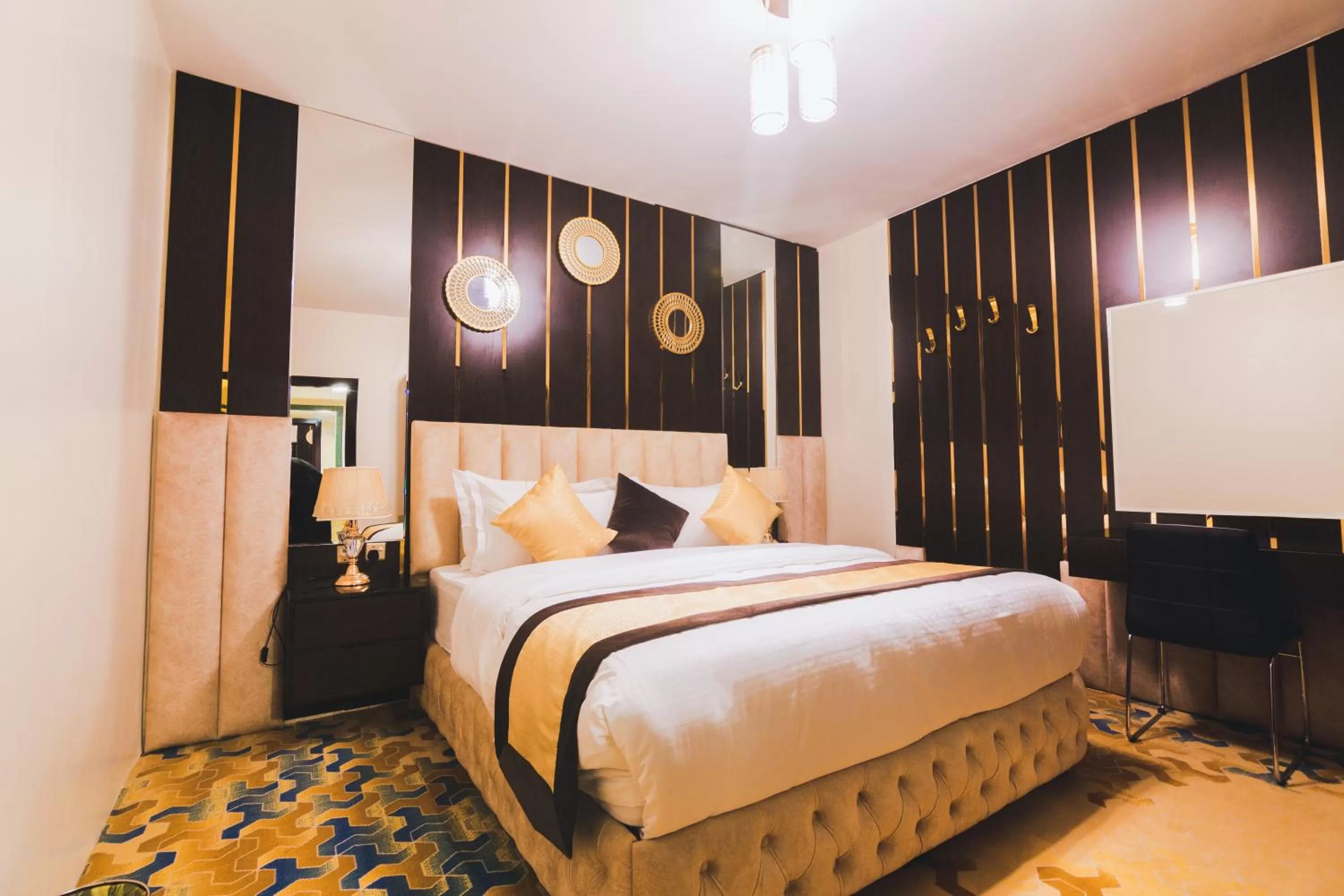 Bedroom, Bed in Golden Ship Hotel