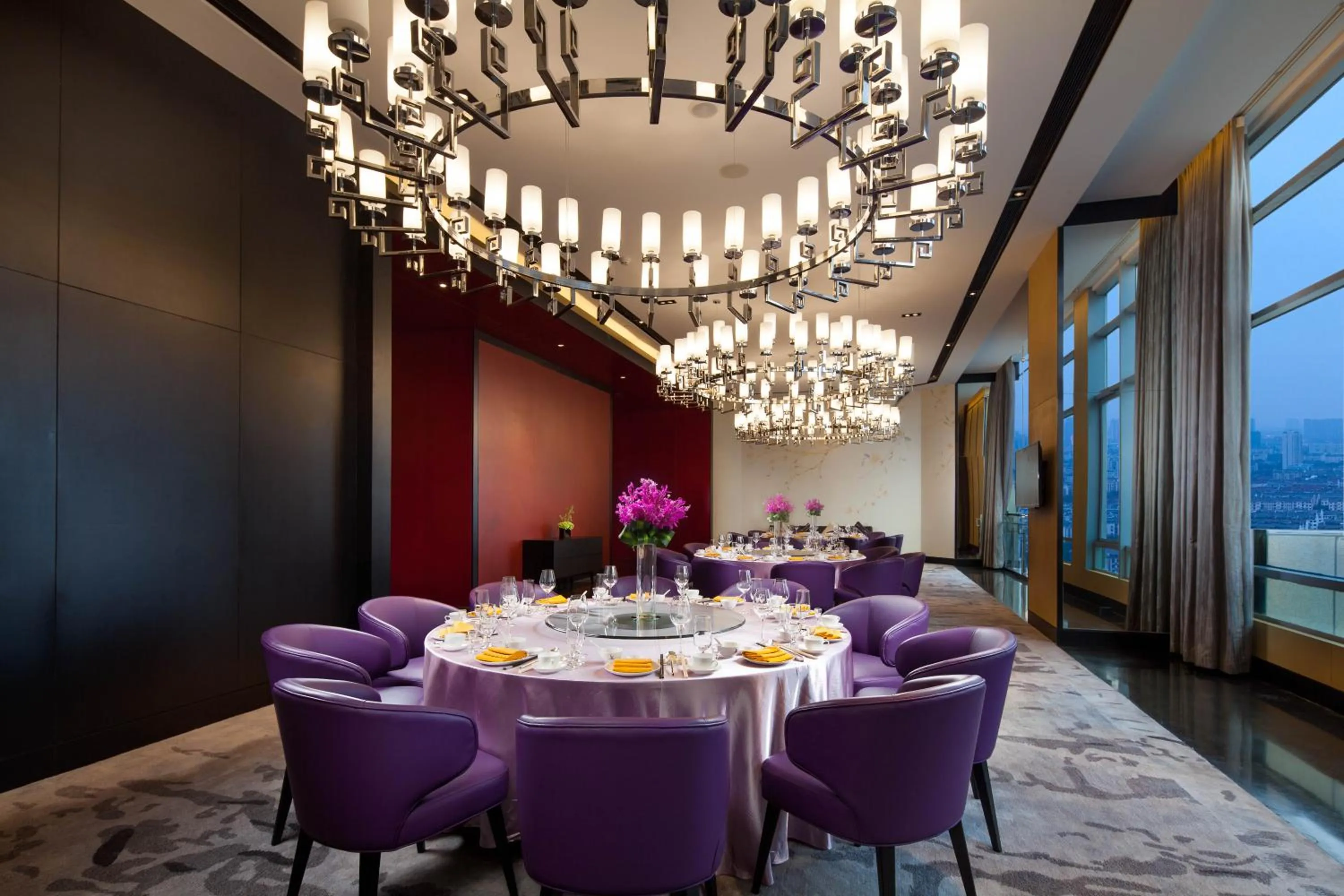 Restaurant/places to eat in Crowne Plaza Kunshan by IHG