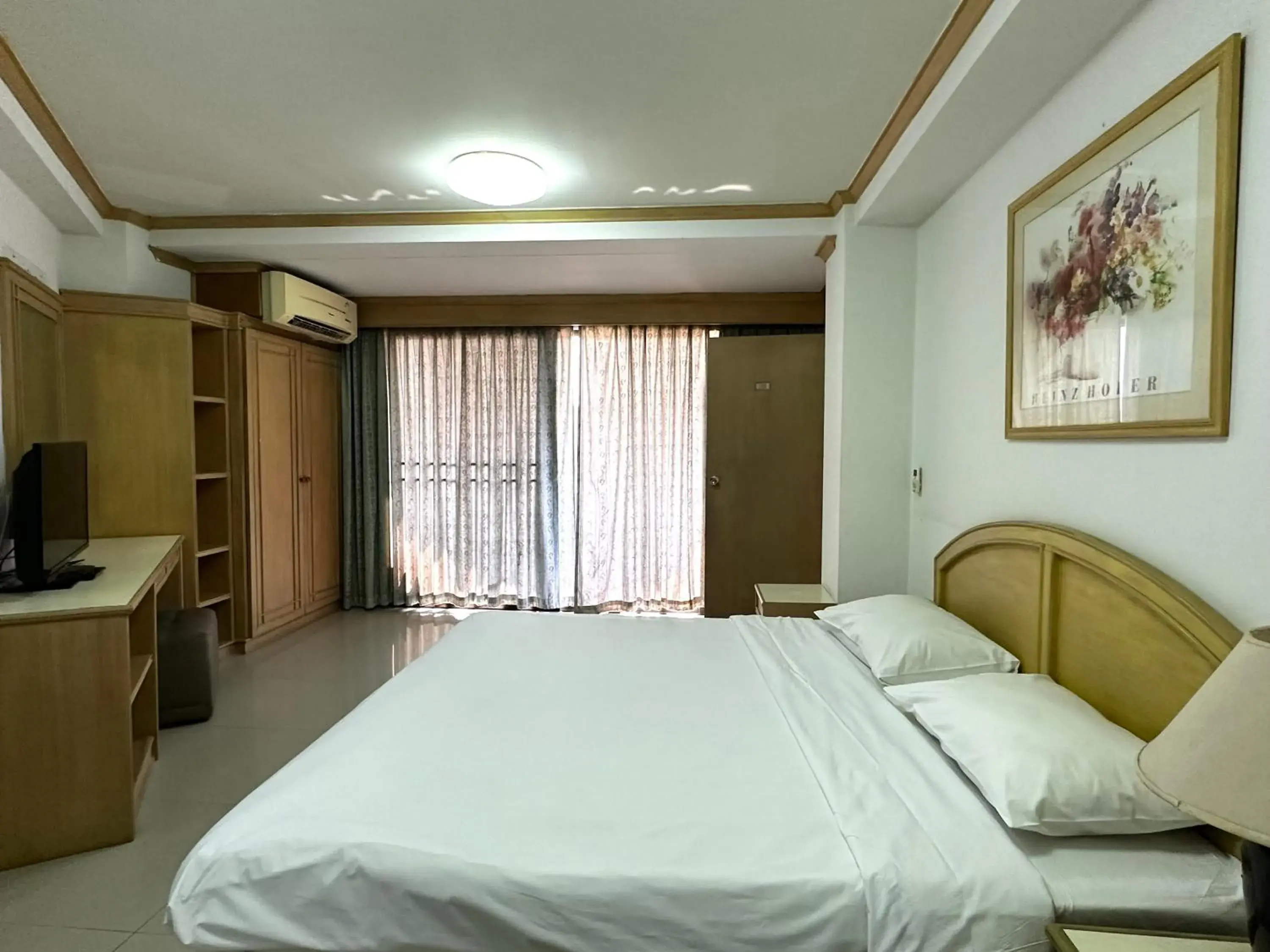 One-Bedroom Suite in Garden Paradise One-Bedroom Suite in Garden Paradise