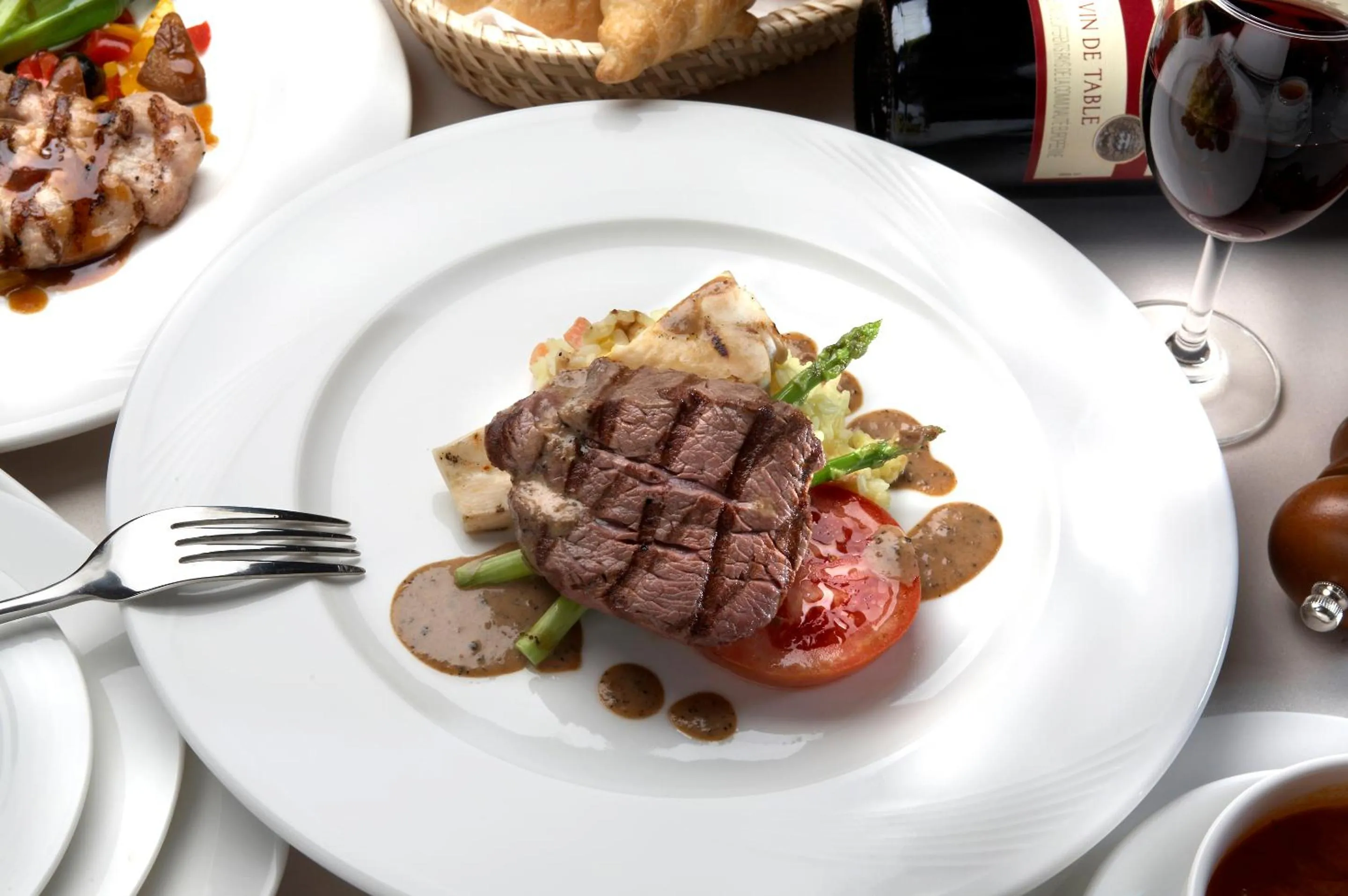 Restaurant/places to eat in Yes Motel