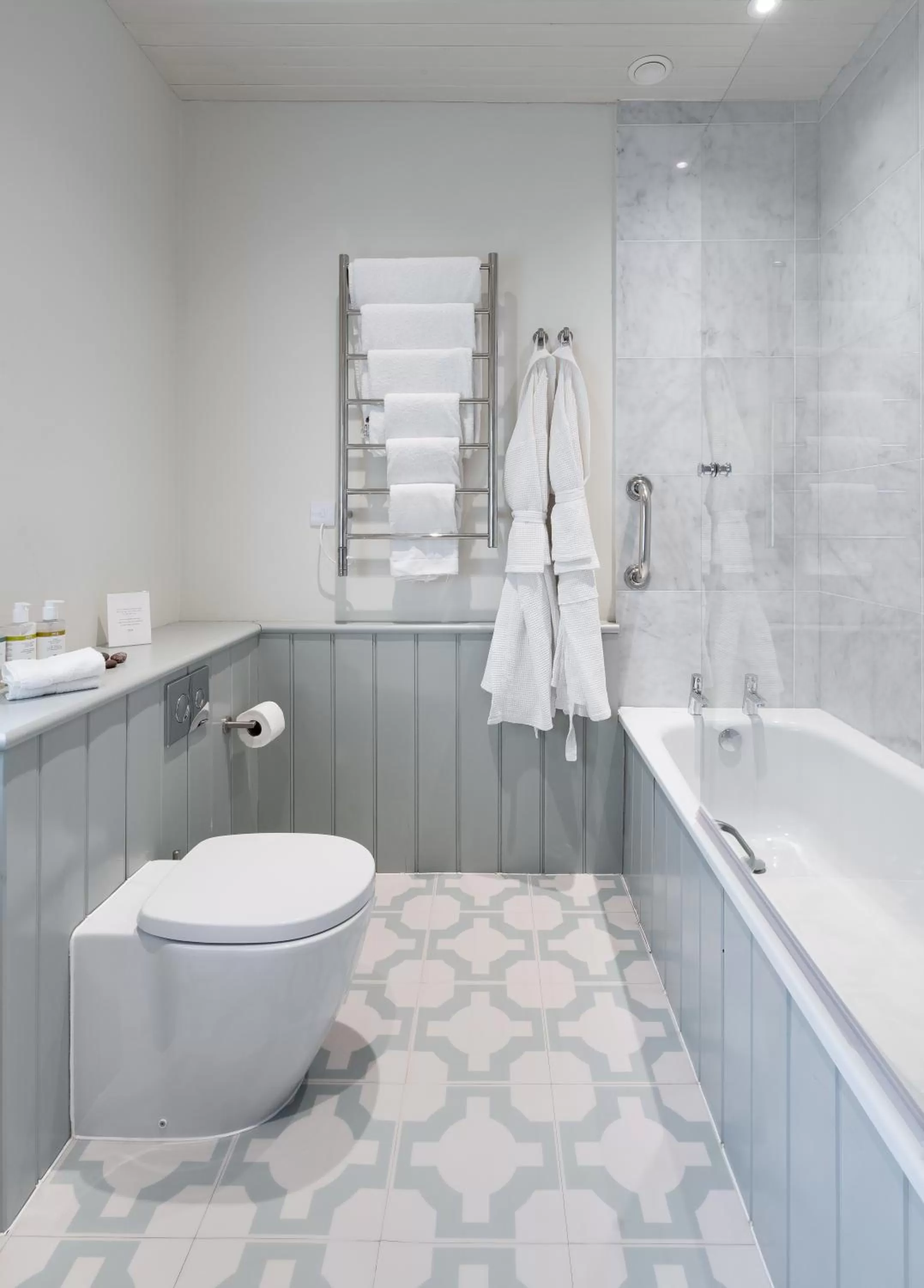 Toilet, Bathroom in Penally Abbey Country House Hotel and Restaurant
