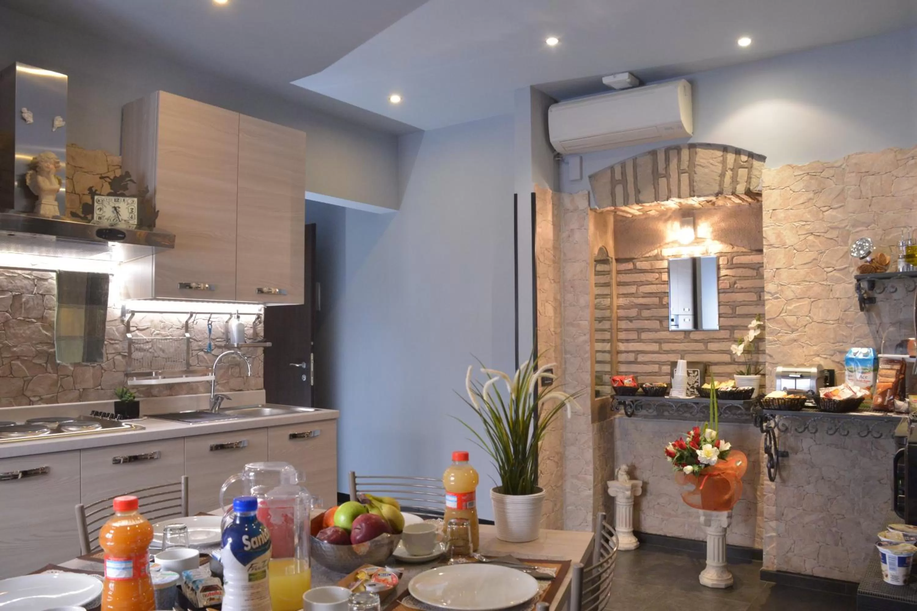 Kitchen or kitchenette in B&B La Casa Di Patty