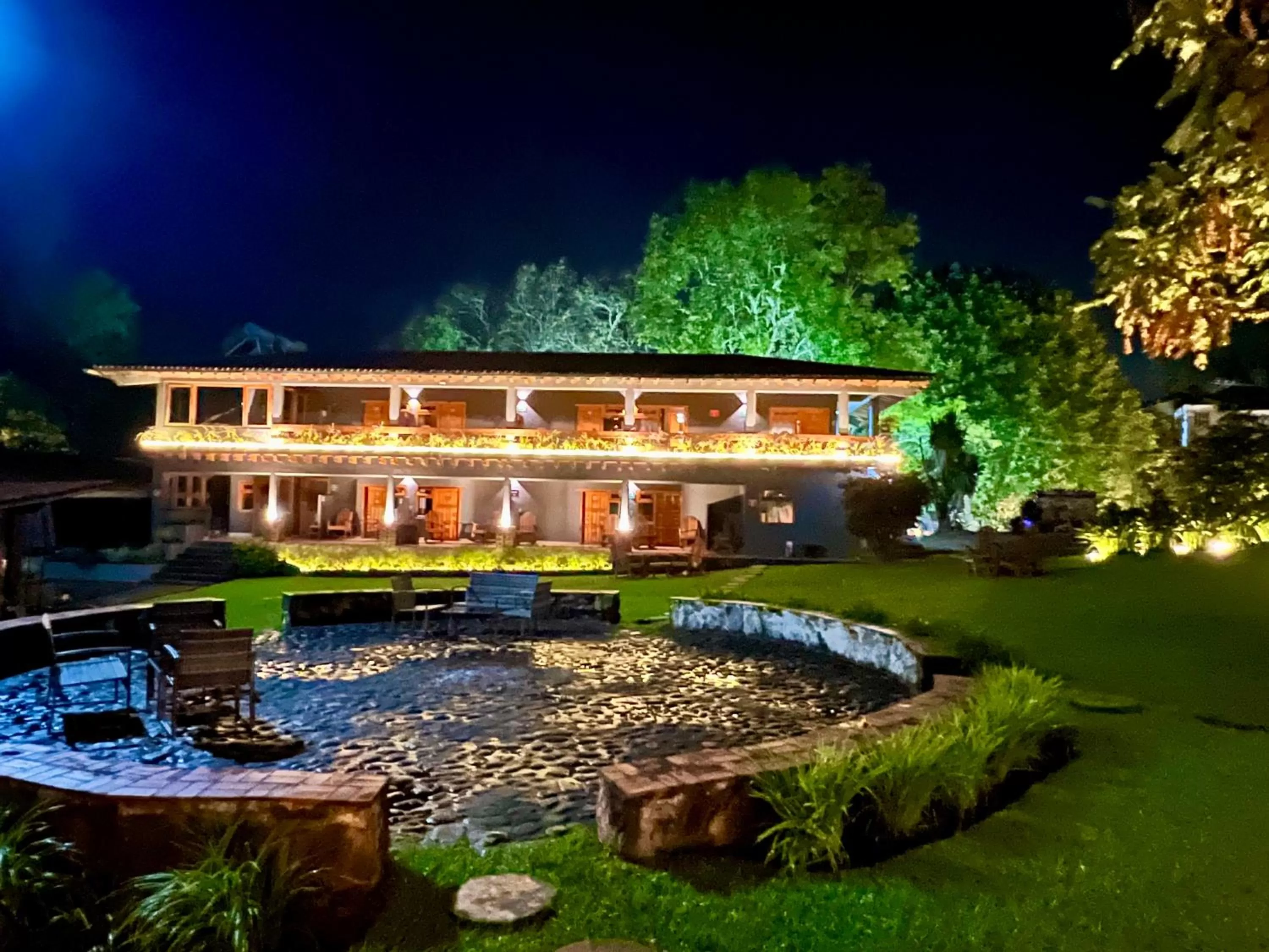 Property Building in San José Del Valle