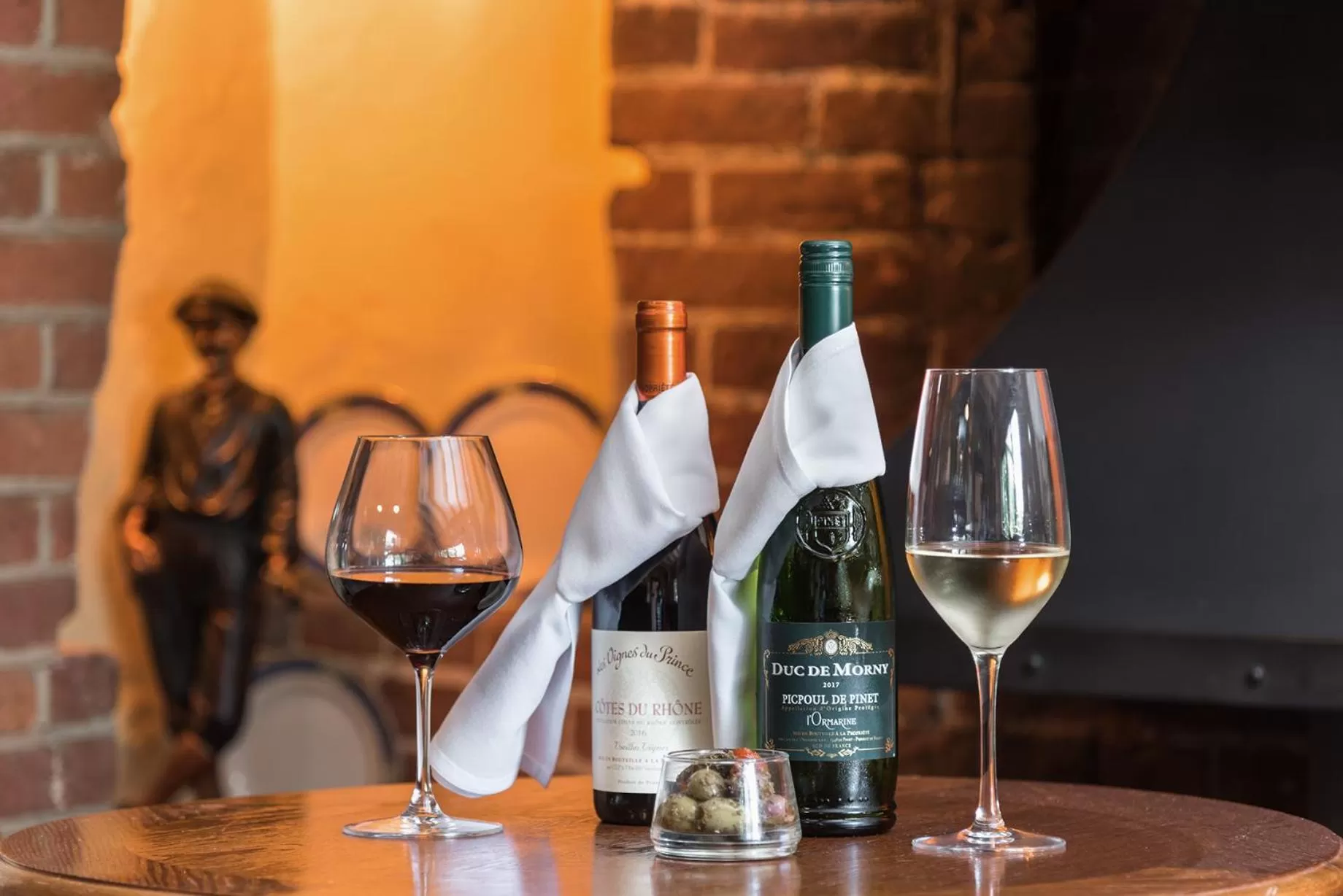 Kingswell Hotel & Restaurant - Boutique Hotel