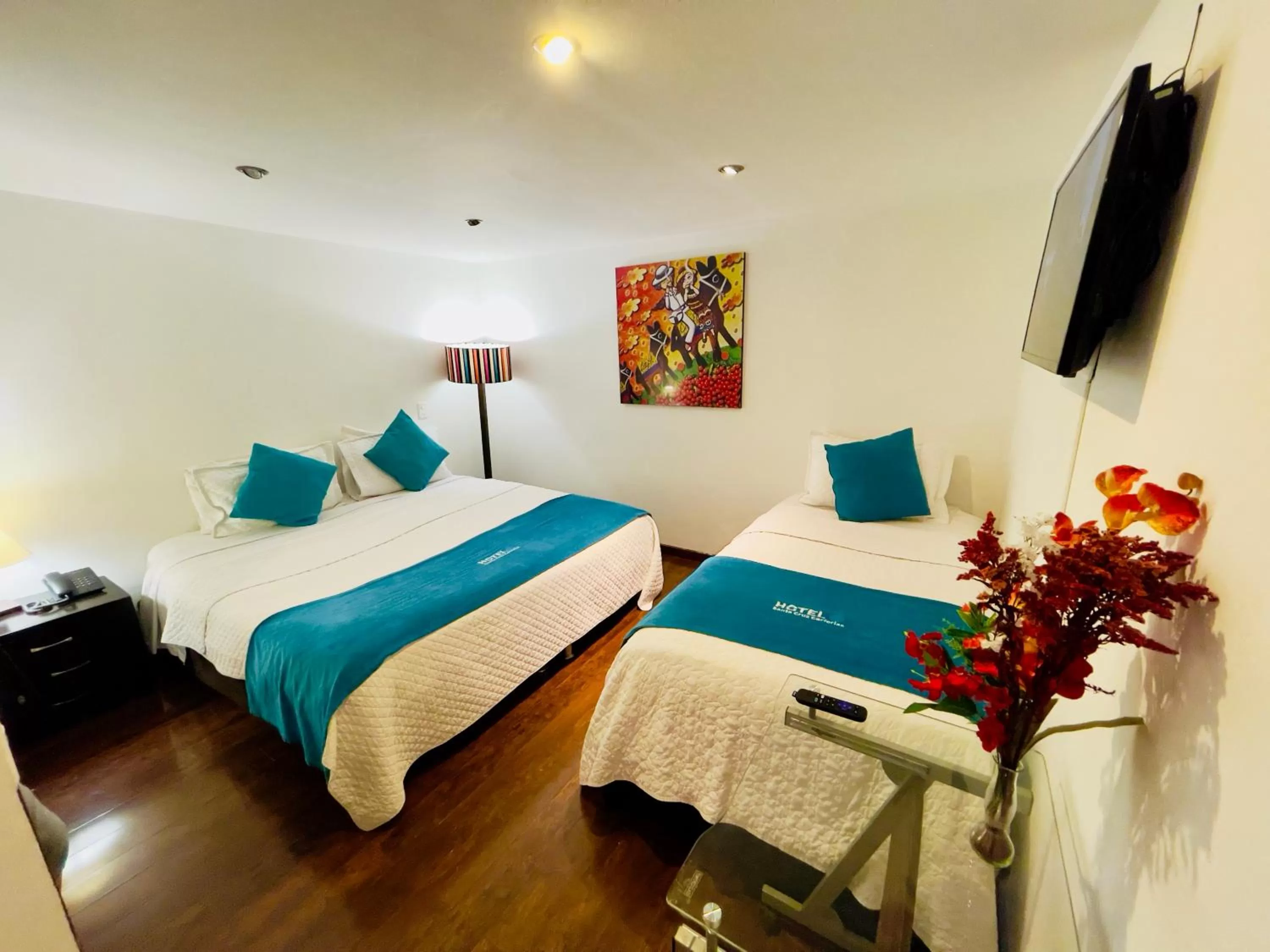 Photo of the whole room, Bed in Hotel Santa Cruz Bogotá