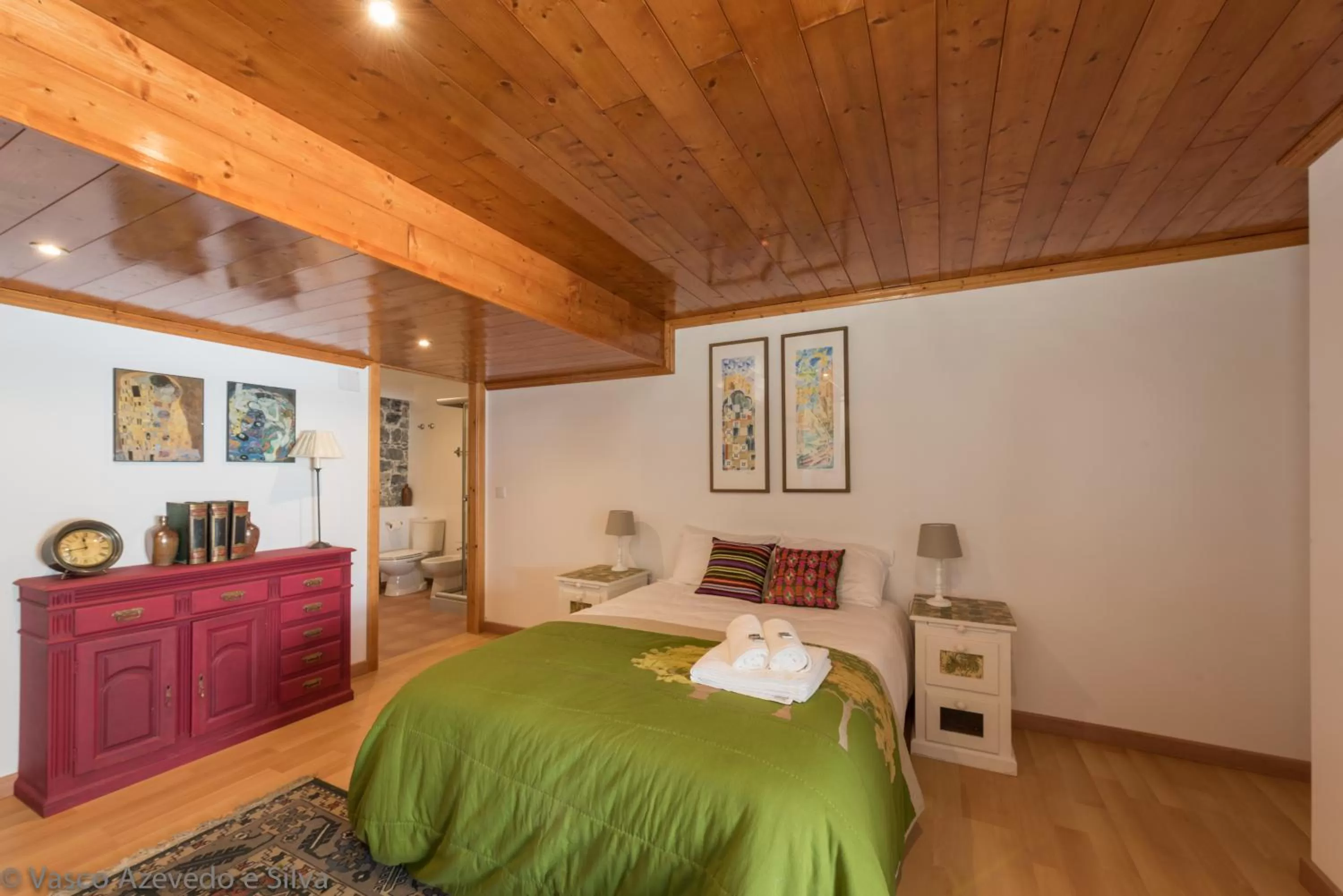 Economic Studio in Guest House Villa dos Poetas