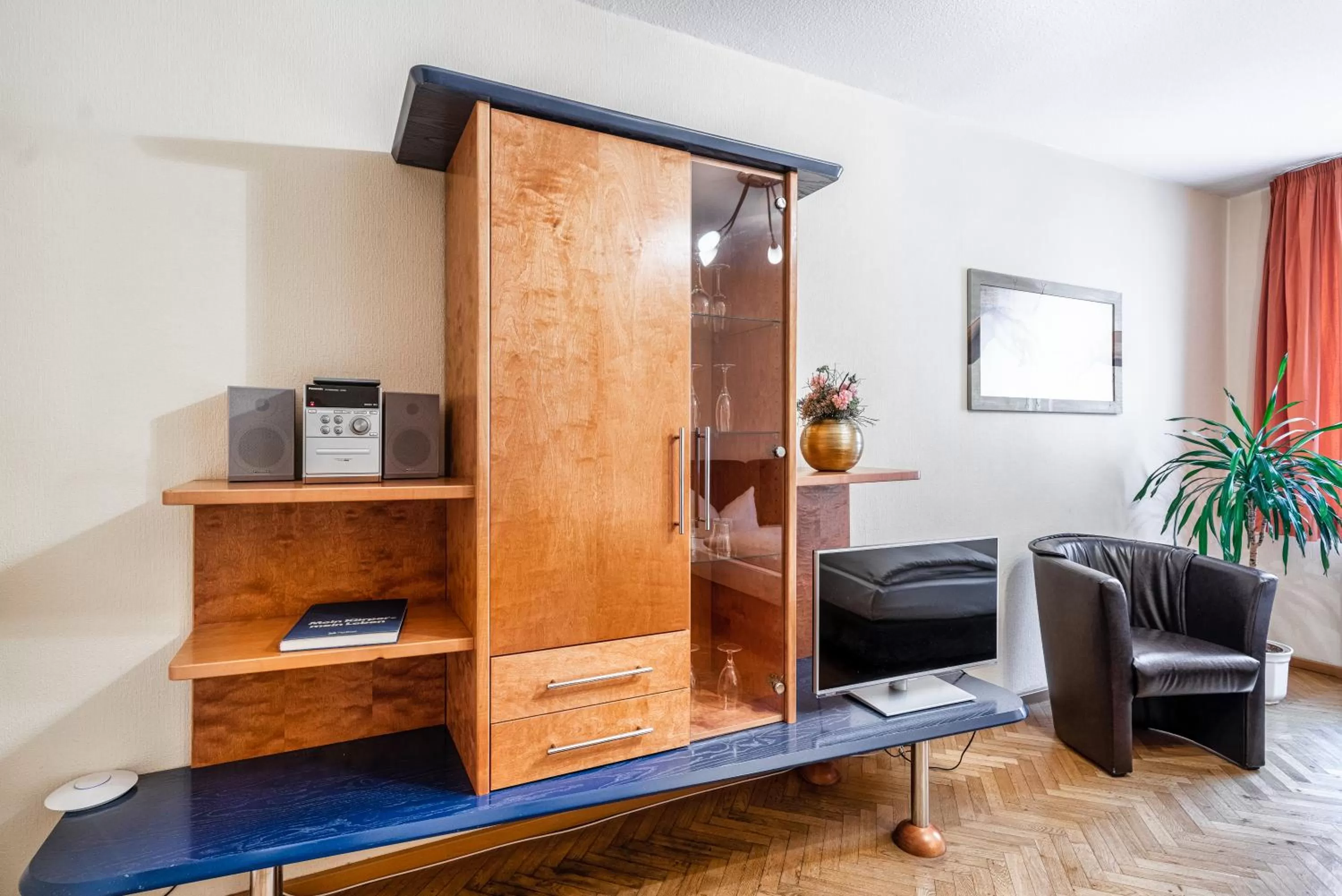 TV and multimedia in Aparthotel Münzgasse An der Frauenkirche