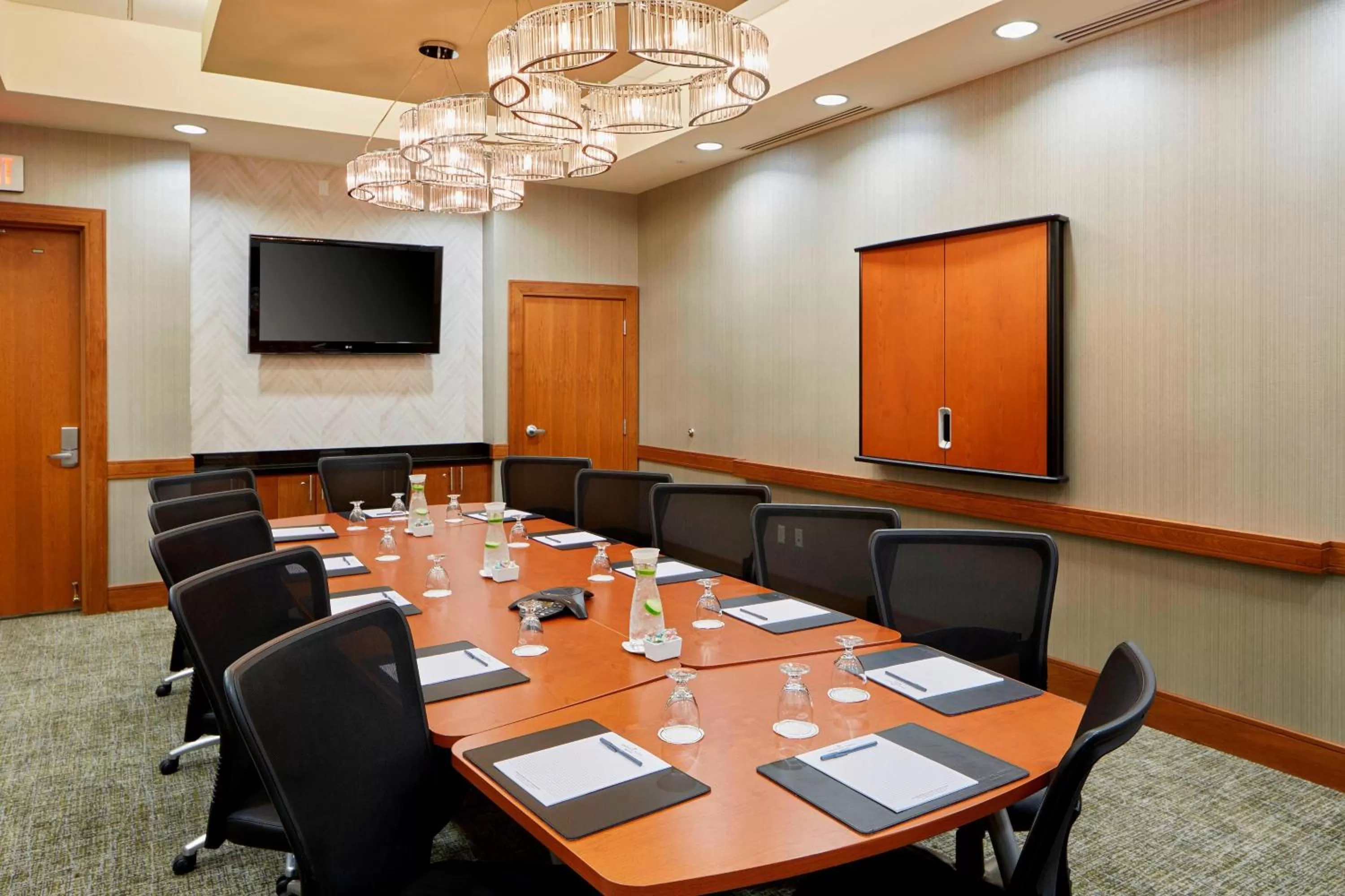 Meeting/conference room in SpringHill Suites by Marriott Las Vegas Convention Center