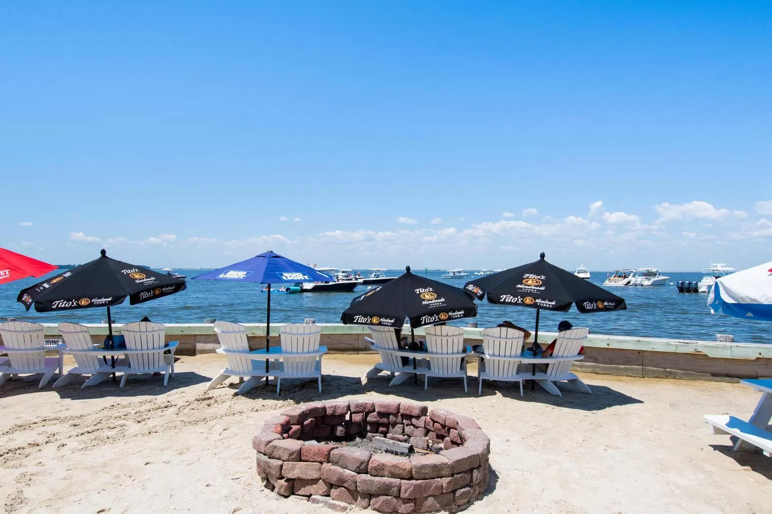 Sea view in Lowes Wharf Marina Inn