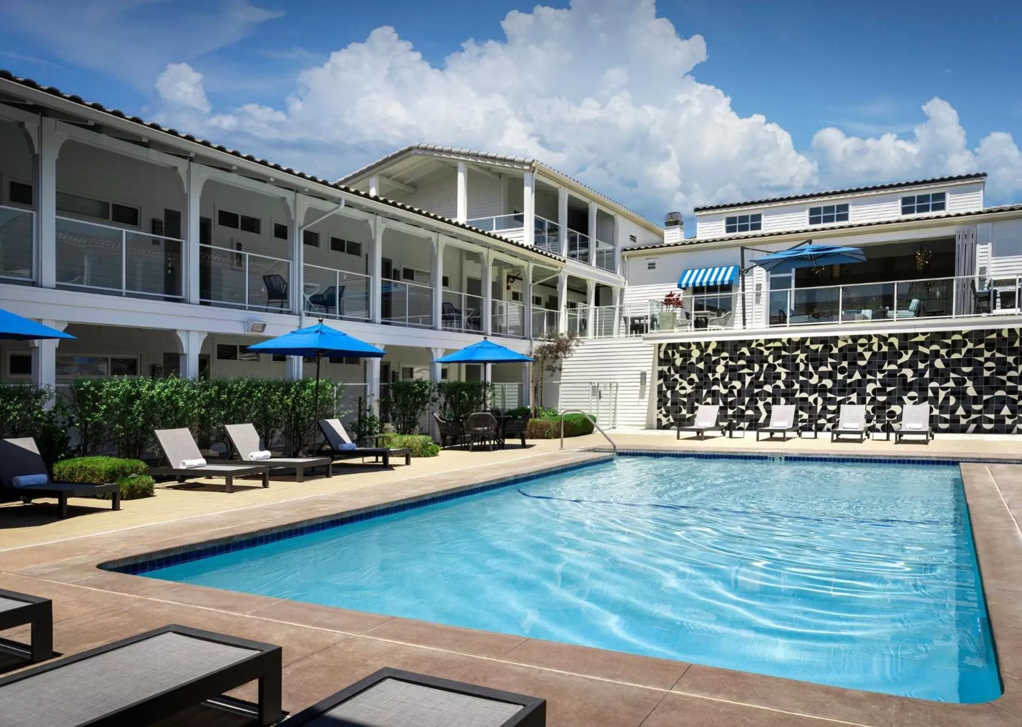 Swimming pool in Hotel Indigo San Diego Del Mar by IHG