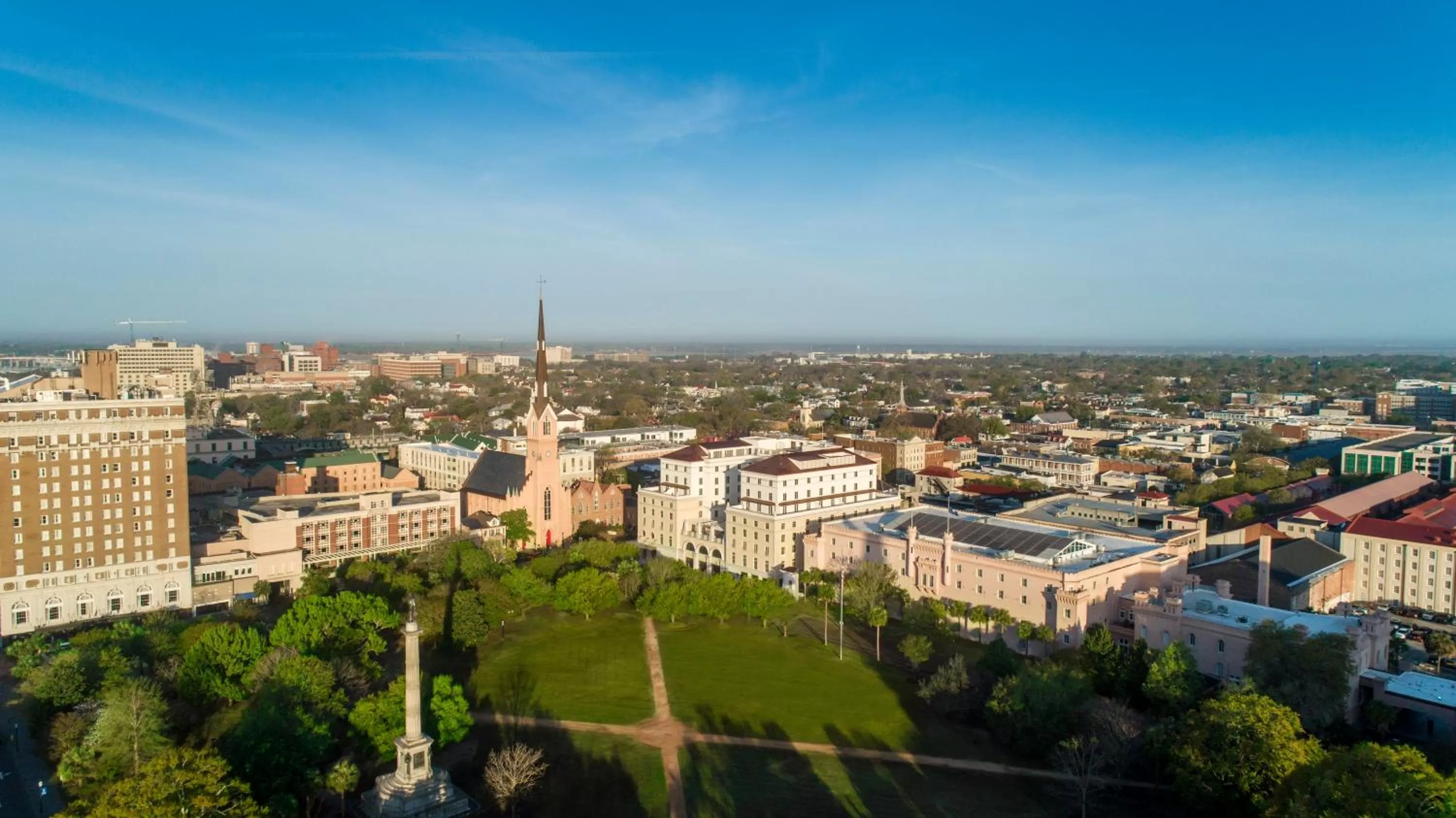 Property building in Hotel Bennett Charleston