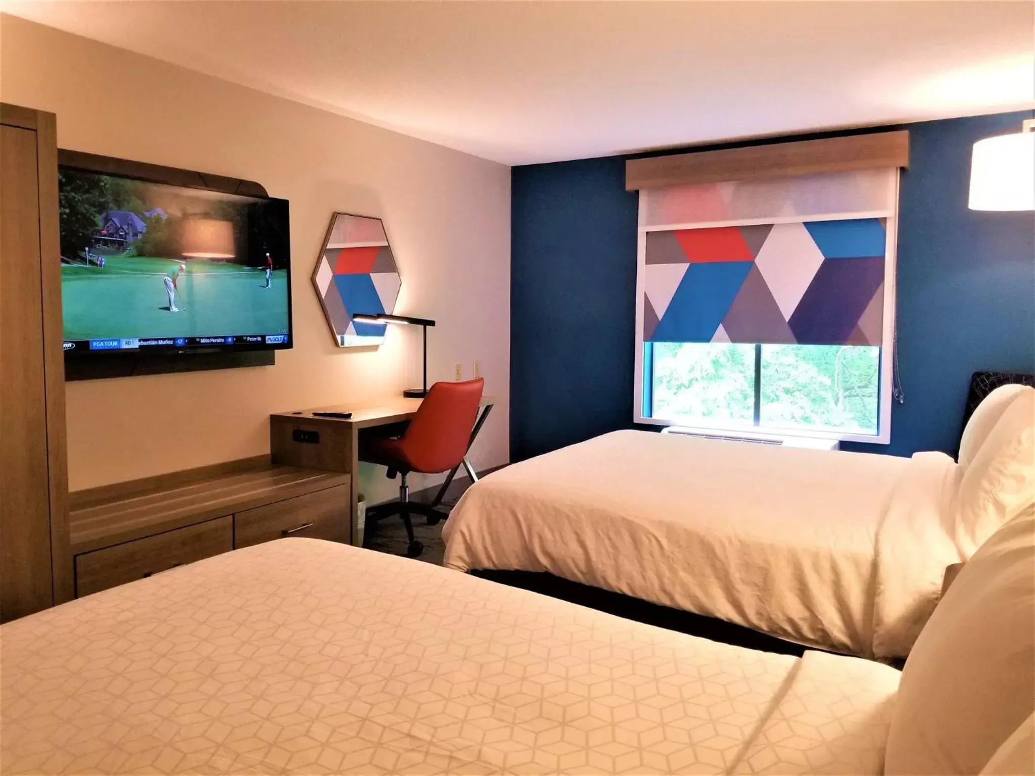 Standard Room with Two Queen Beds in Holiday Inn Express Apex - Raleigh by IHG Standard Room with Two Queen Beds in Holiday Inn Express Apex - Raleigh by IHG