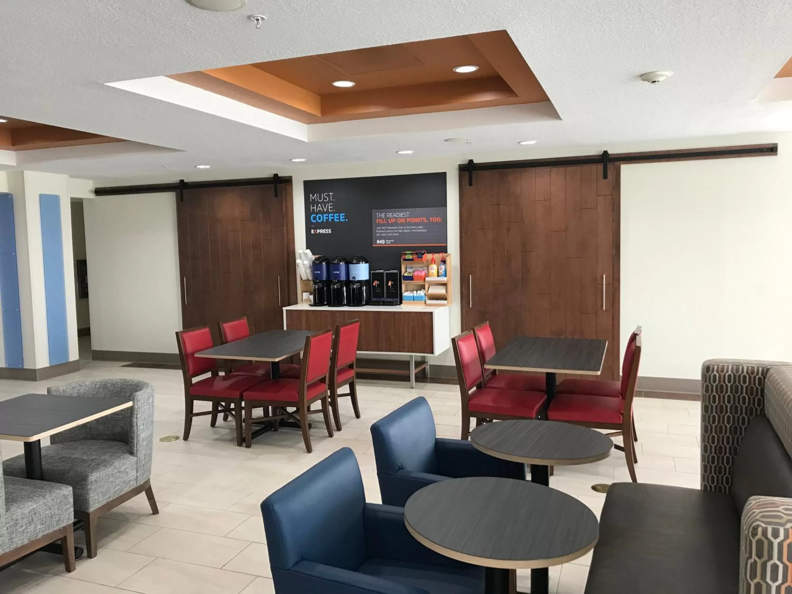 Breakfast in Holiday Inn Express Orlando - South Davenport by IHG