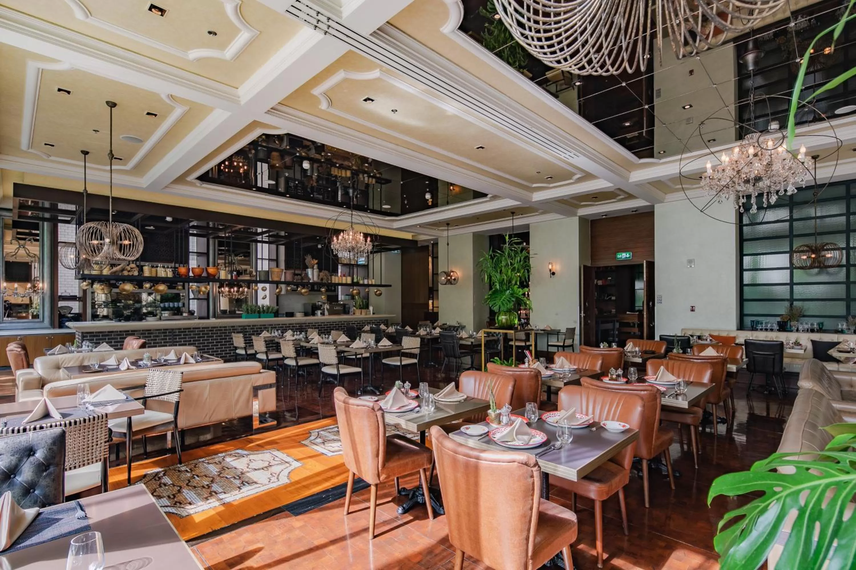 Restaurant/places to eat in Hotel Indigo Bangkok Wireless Road by IHG