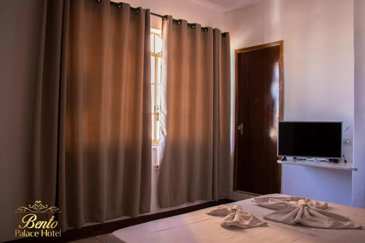 Bed in Bento palace hotel