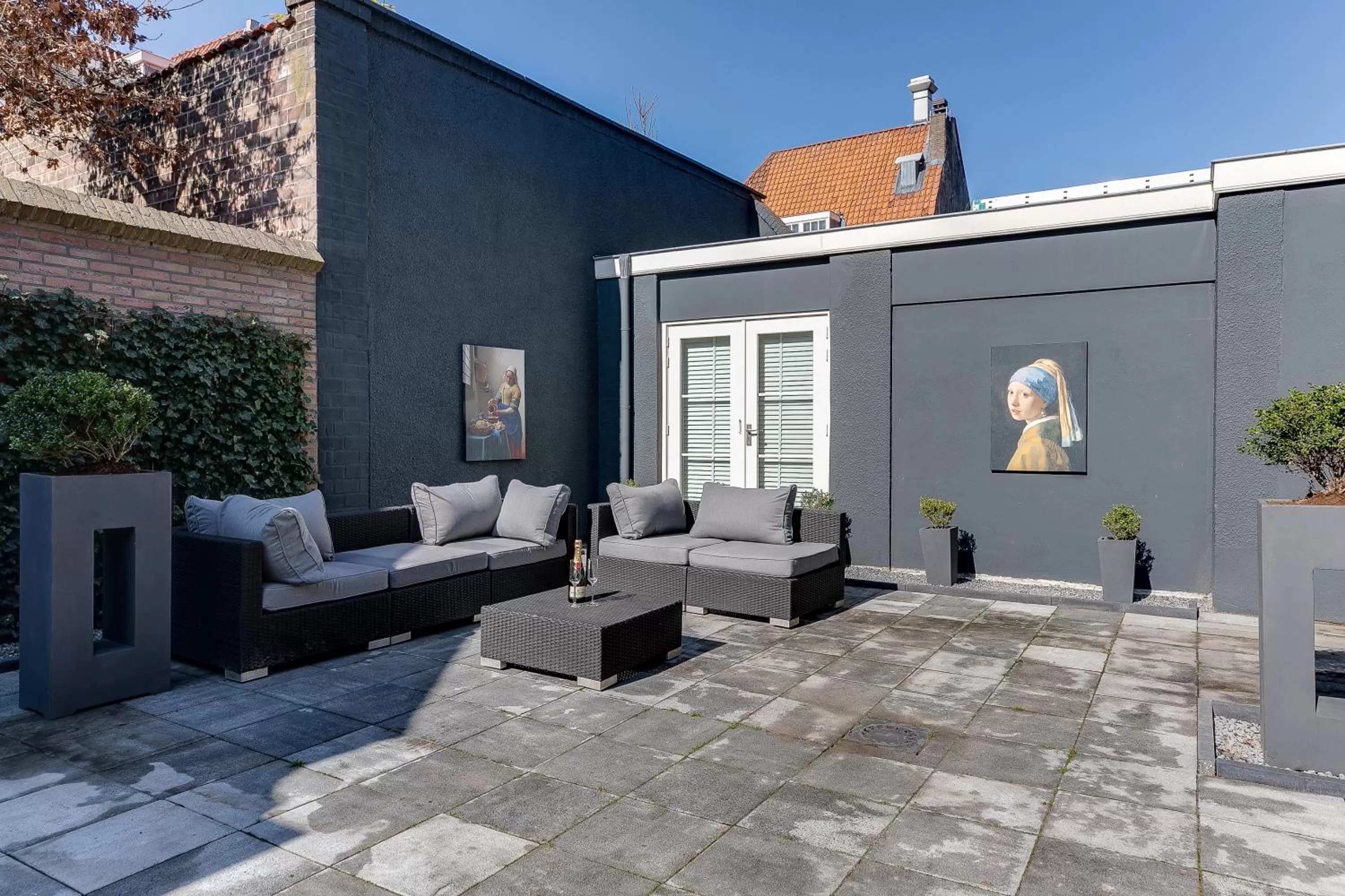 Patio in Hotel Royal Bridges