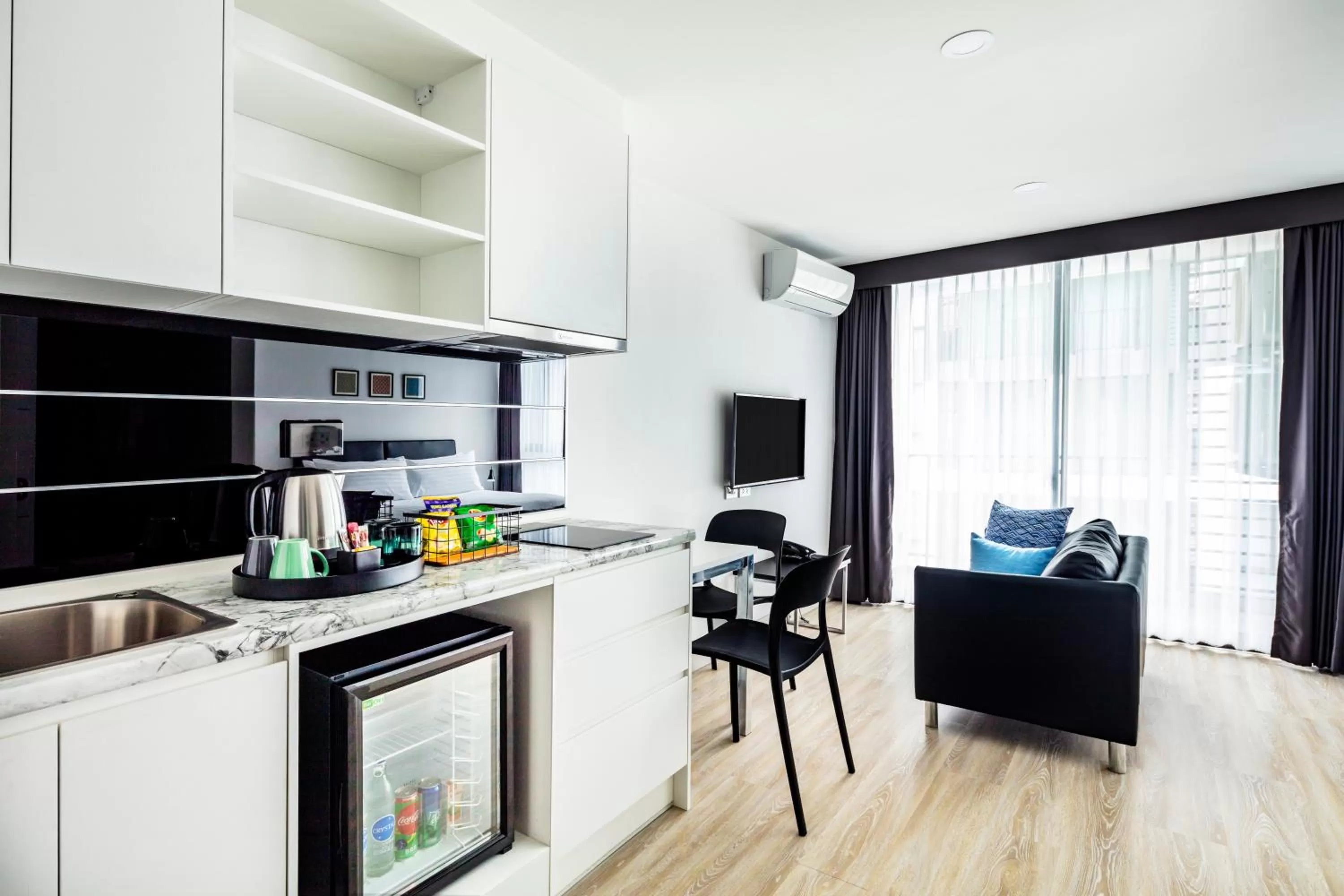 TV and multimedia in The Rizin