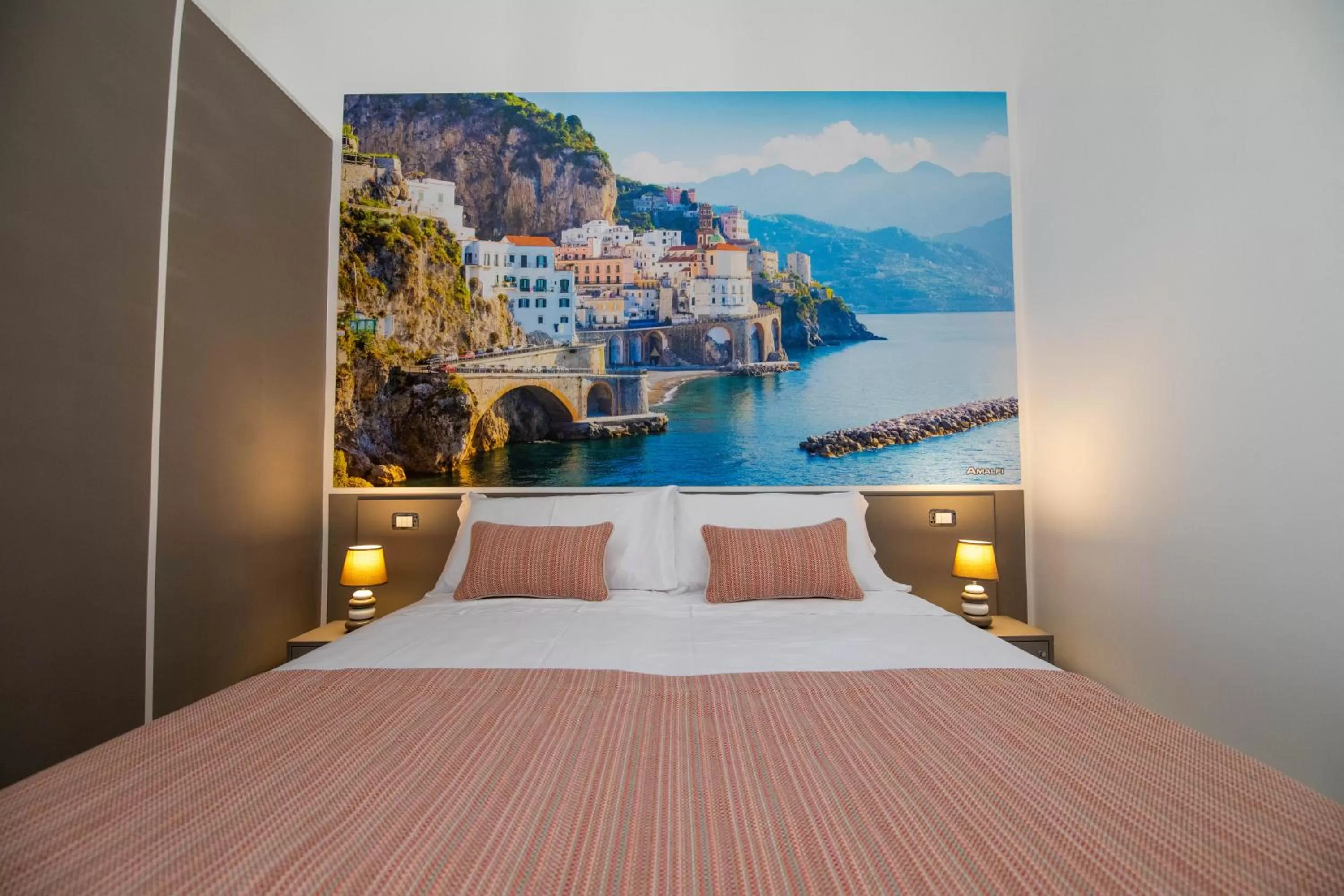 Bed in Palazzo Caracciolo del Sole