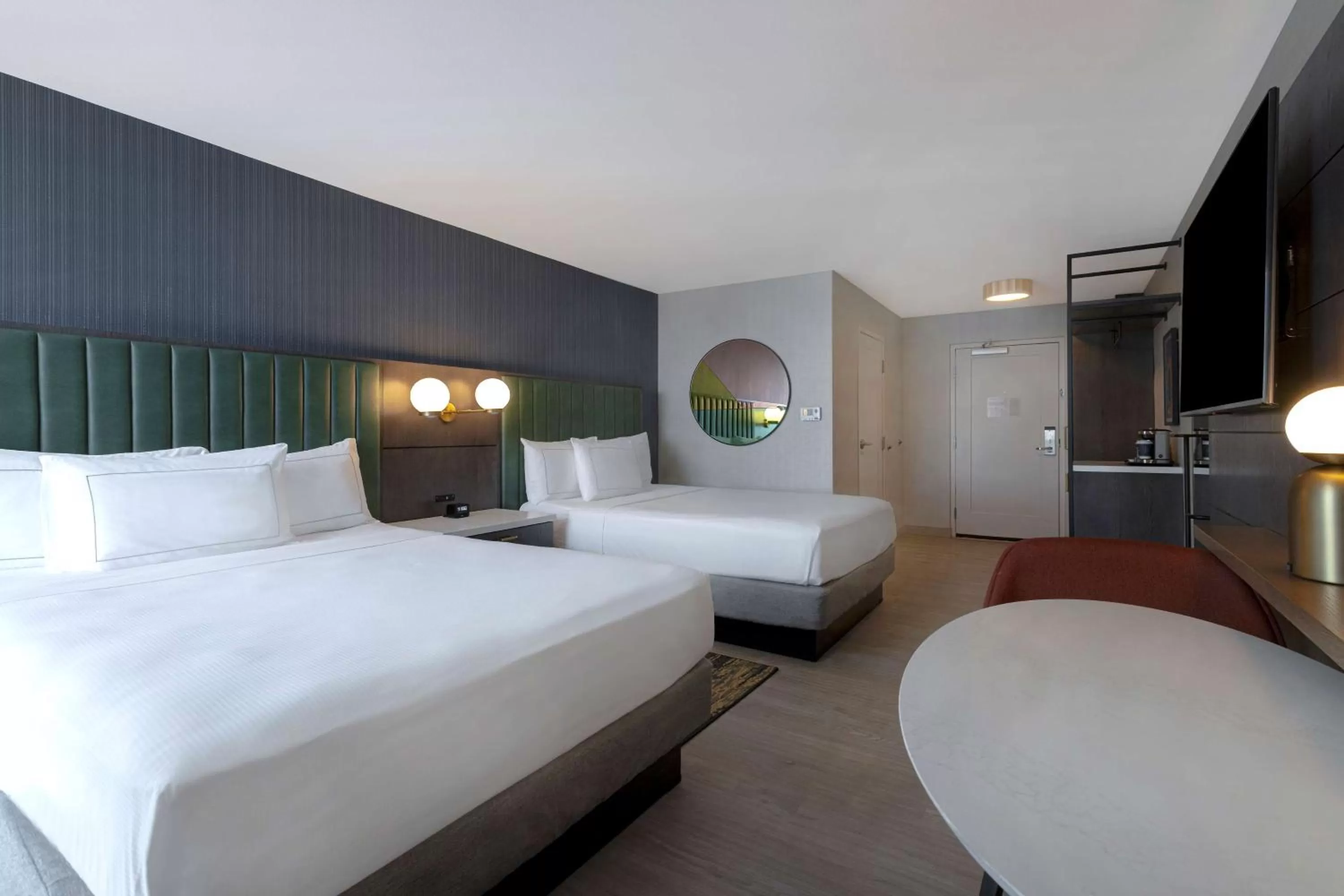 Bed in Doubletree By Hilton Palmdale, Ca