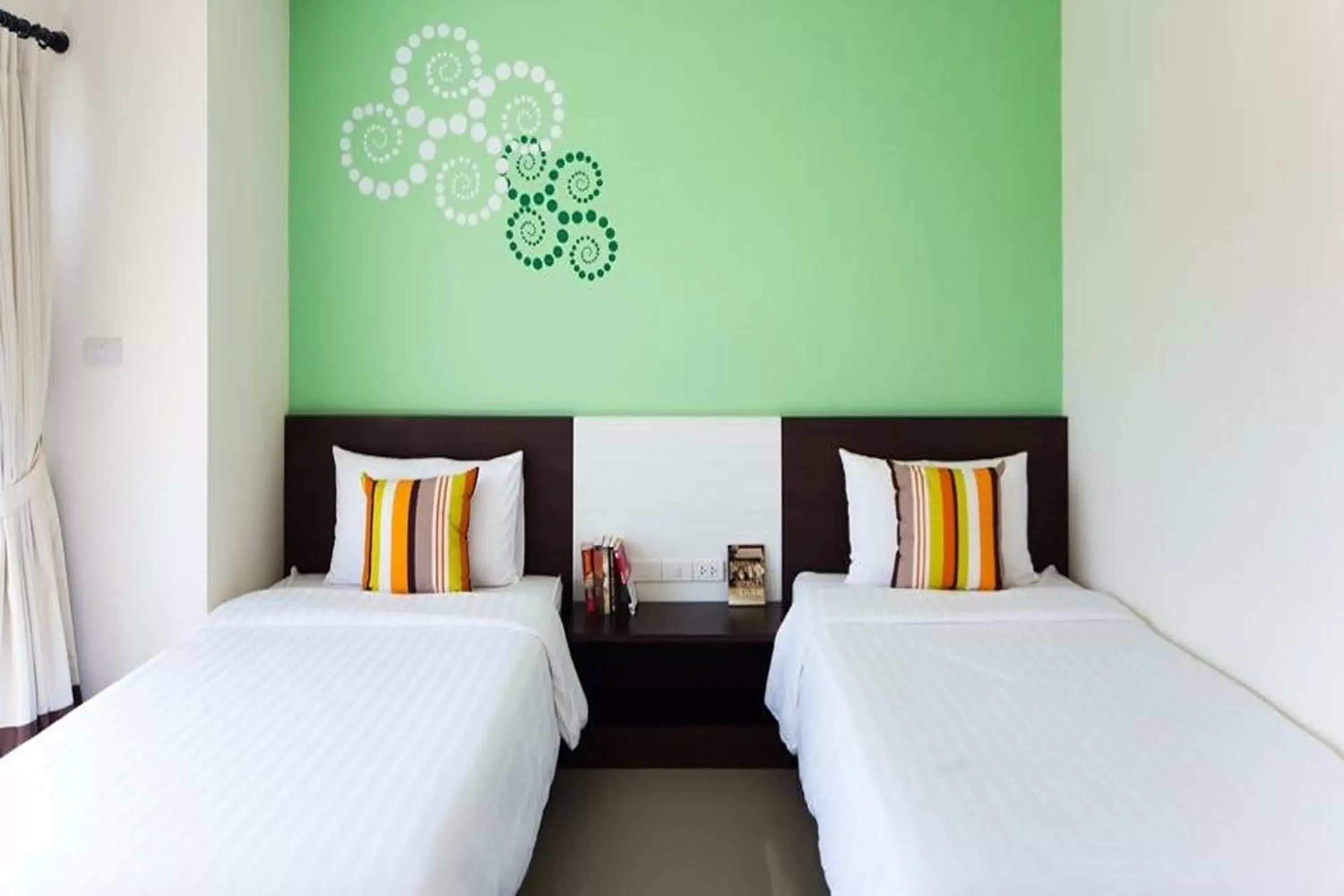Standard Twin Room in Phavina Hotel Rayong SHA Extra Plus Standard Twin Room in Phavina Hotel Rayong SHA Extra Plus