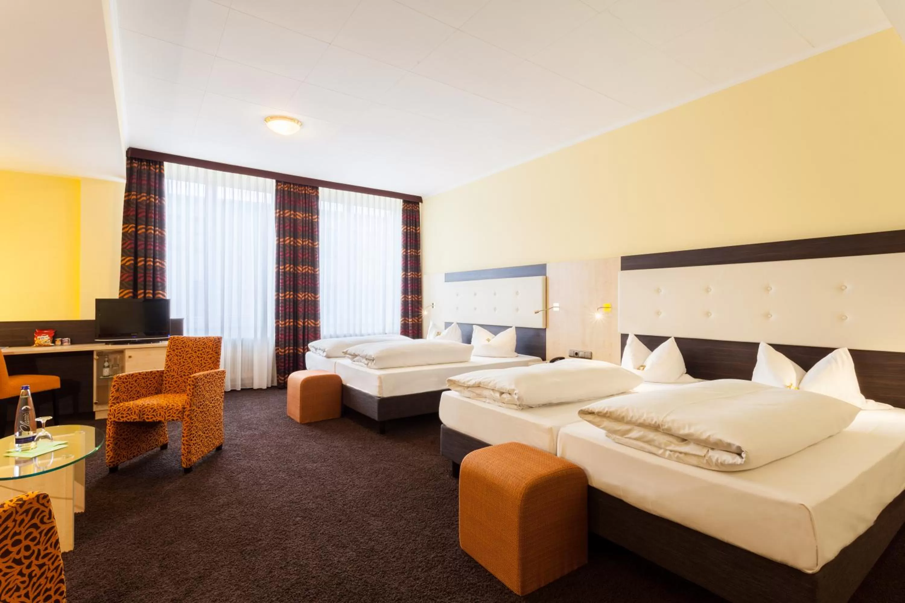 Other, Bed in Best Western Hotel Augusta