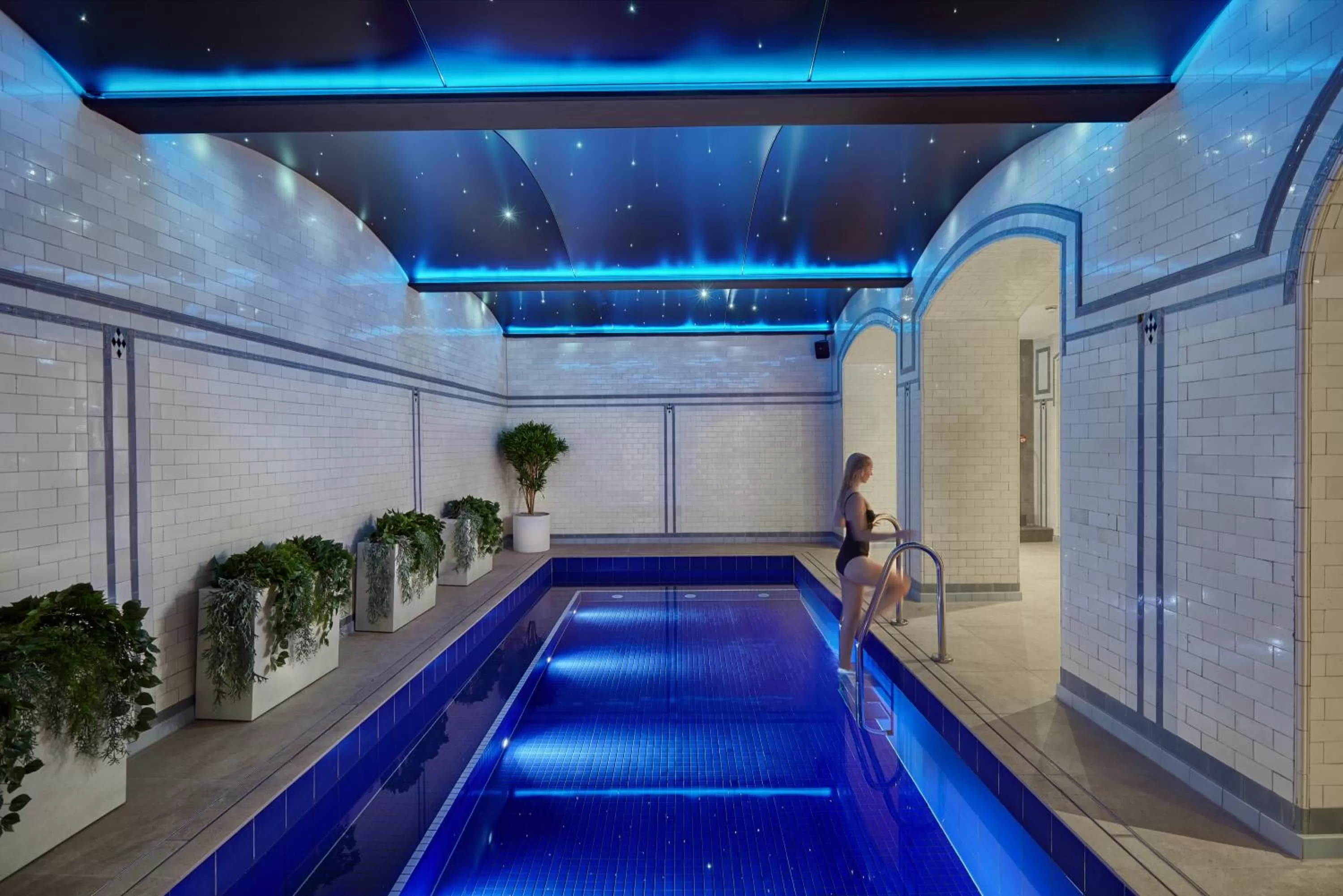 Swimming pool in Buxton Crescent