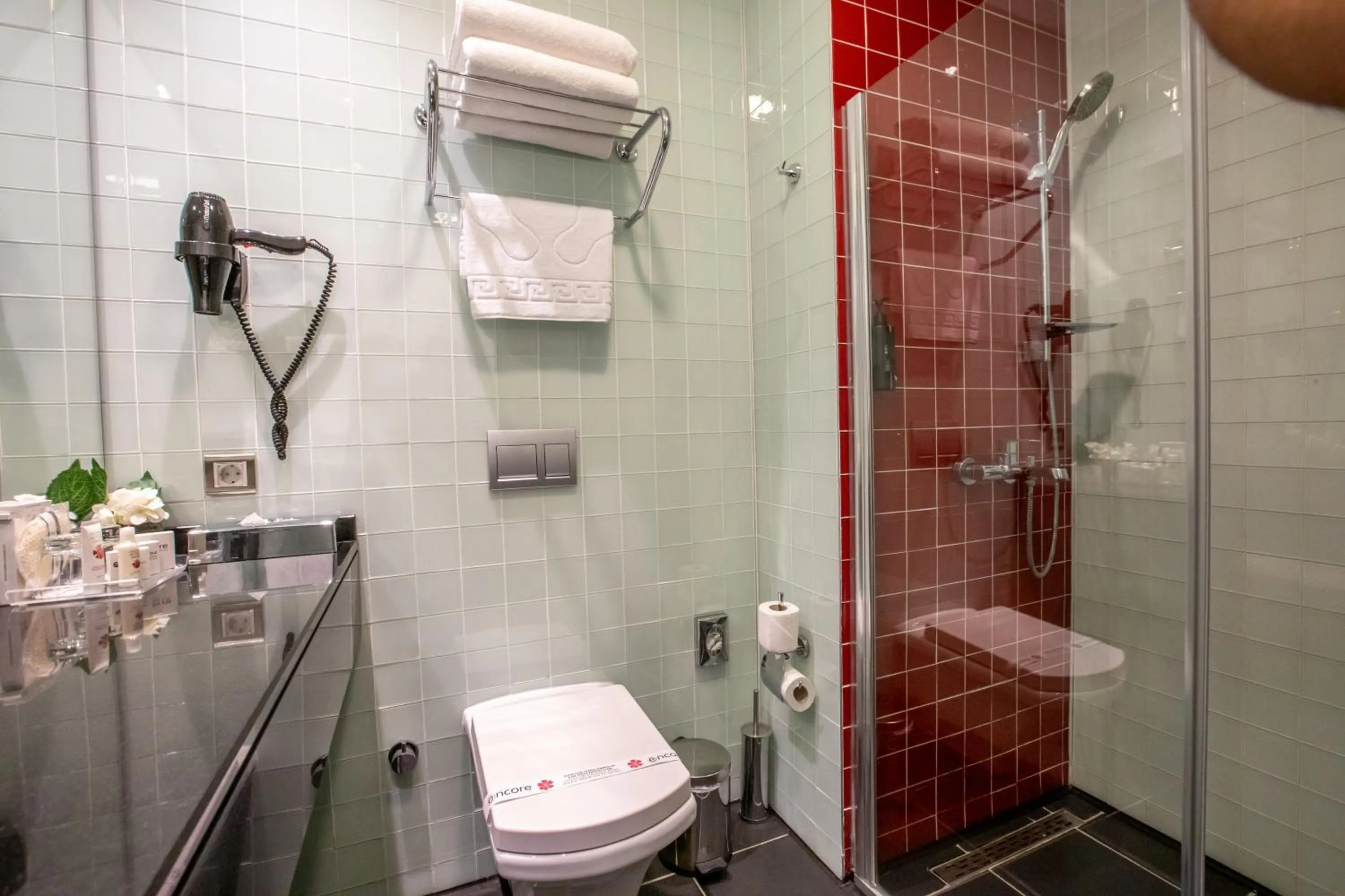 Toilet in Ramada Encore Istanbul Kartal