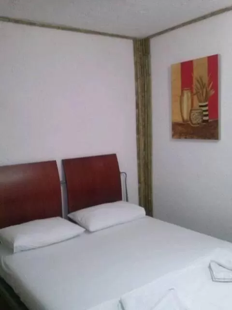 Photo of the whole room, Bed in Maxola's Dream Orikum