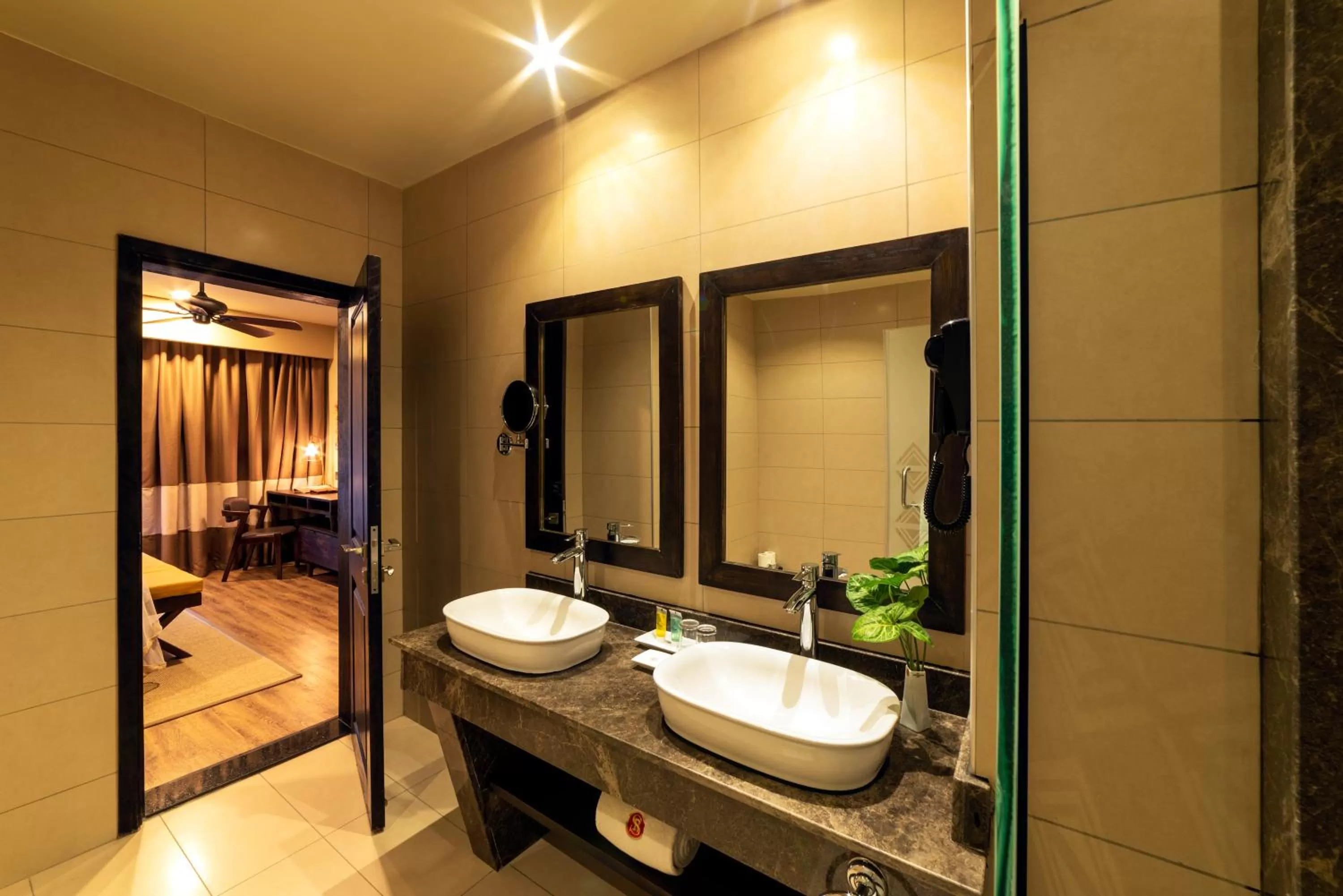 Bathroom in Speke Resort and Conference Center
