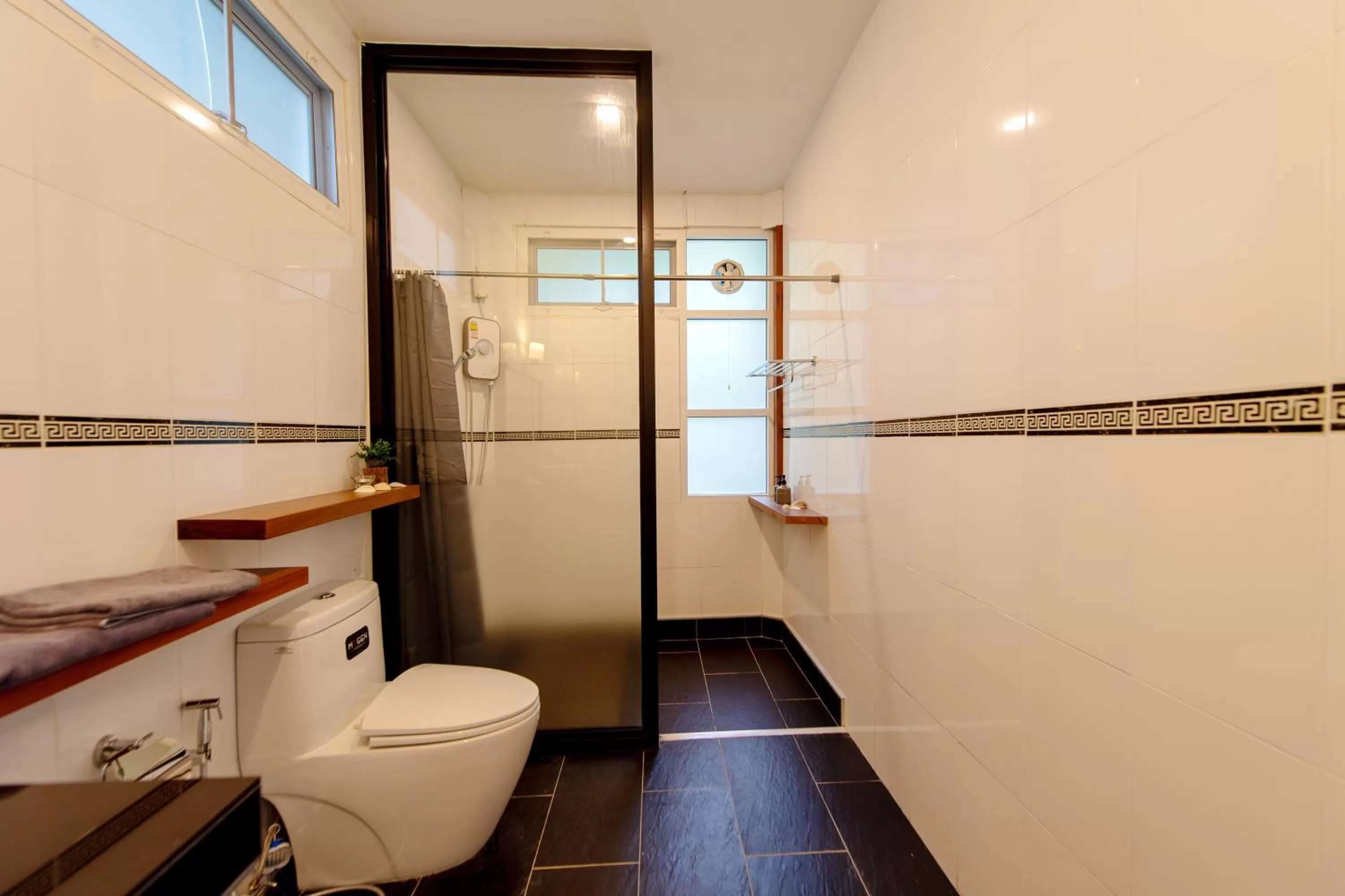 Shower in Ao Luek Panoramic Pool-SHA Plus