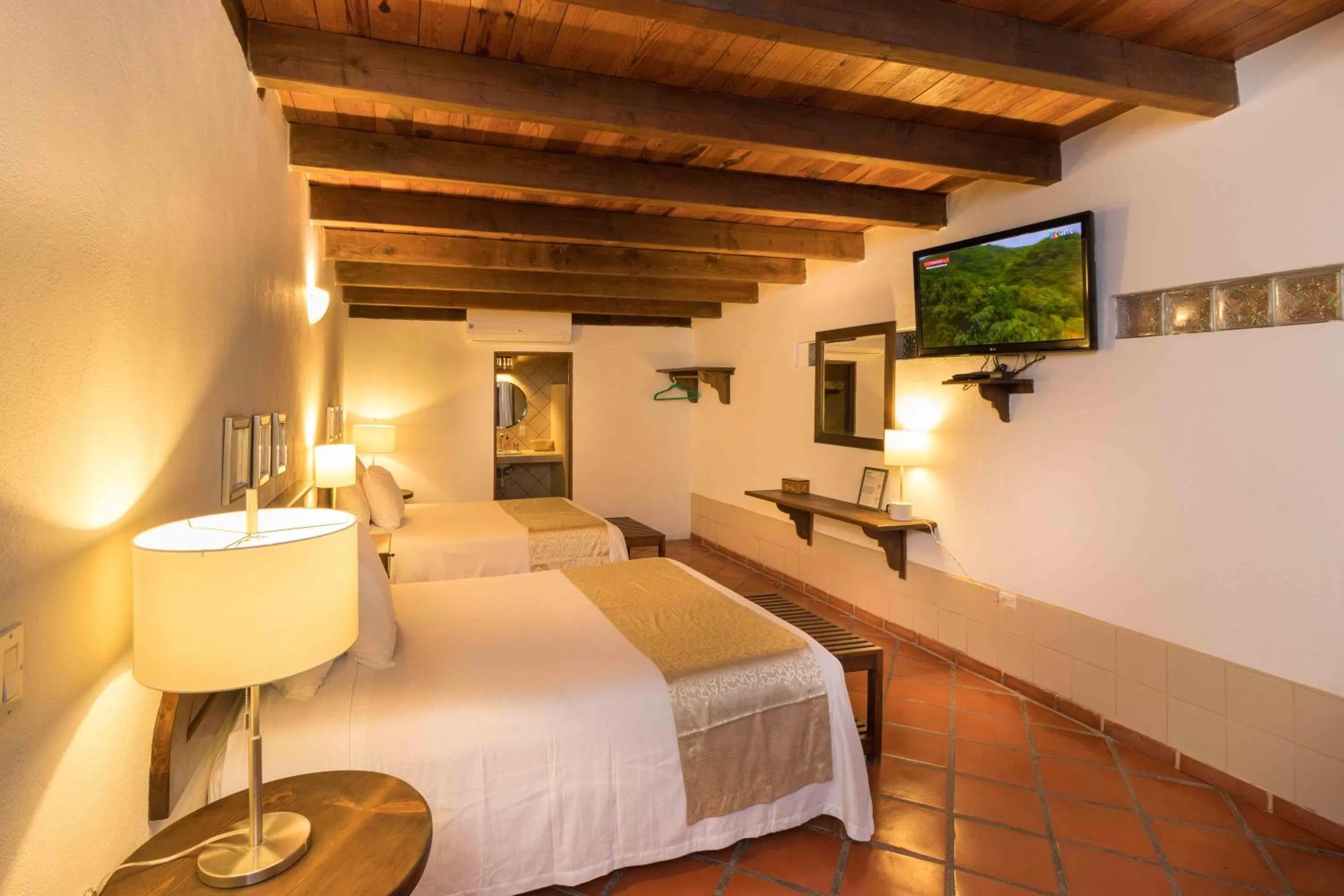 Deluxe Double or Twin Room in Hotel 1697 Loreto