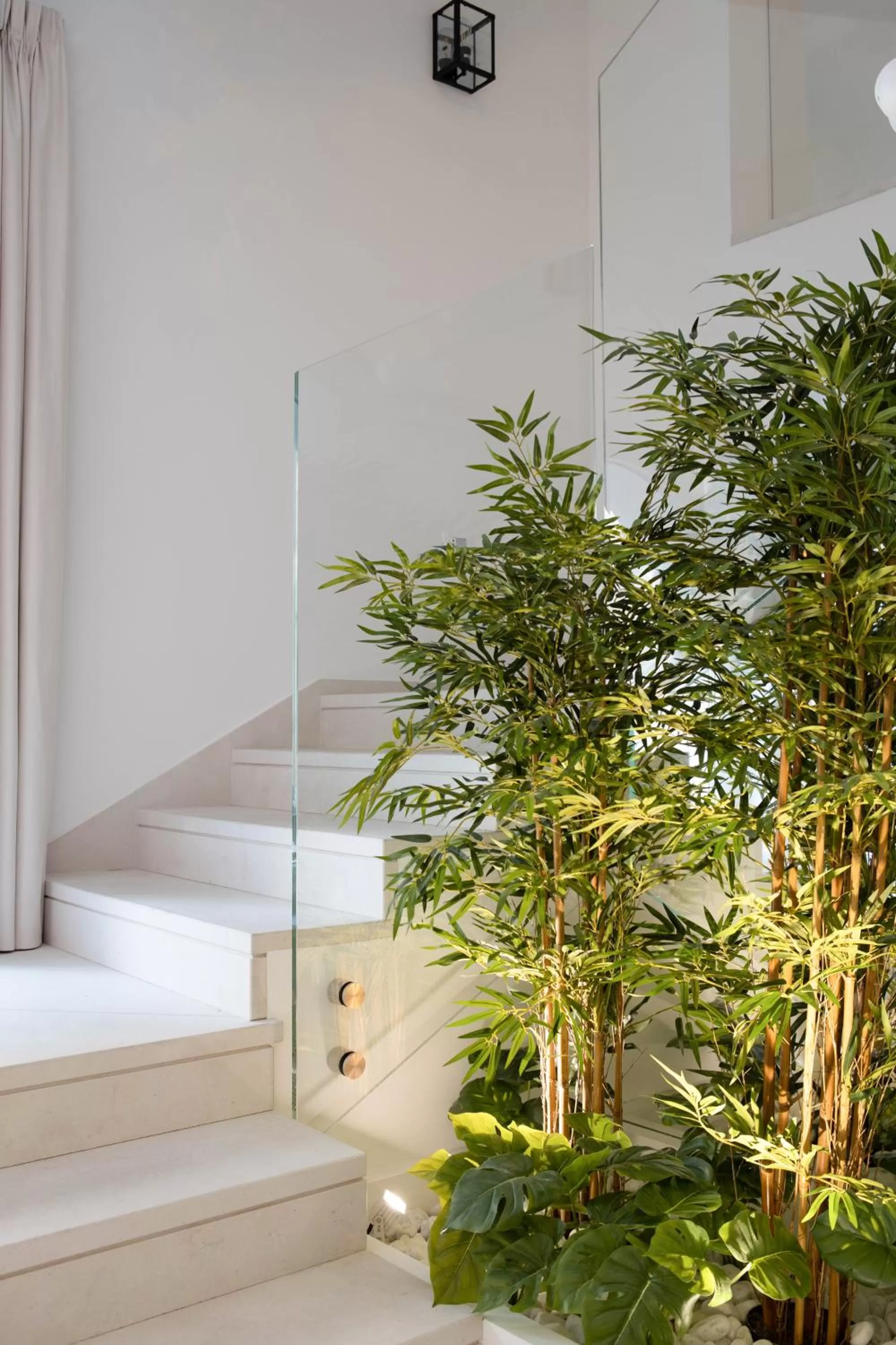 furniture, Bed in Vespasiani Suites