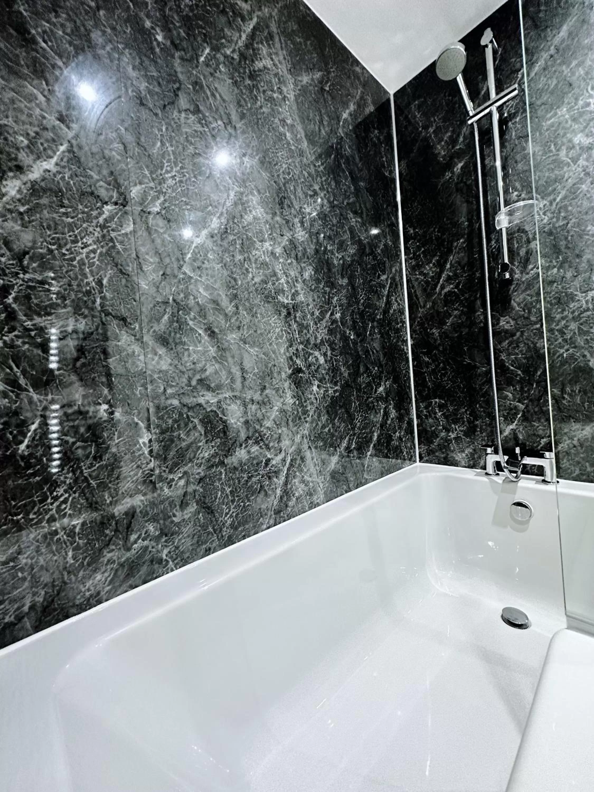 The Atlantis - Tower Apartments