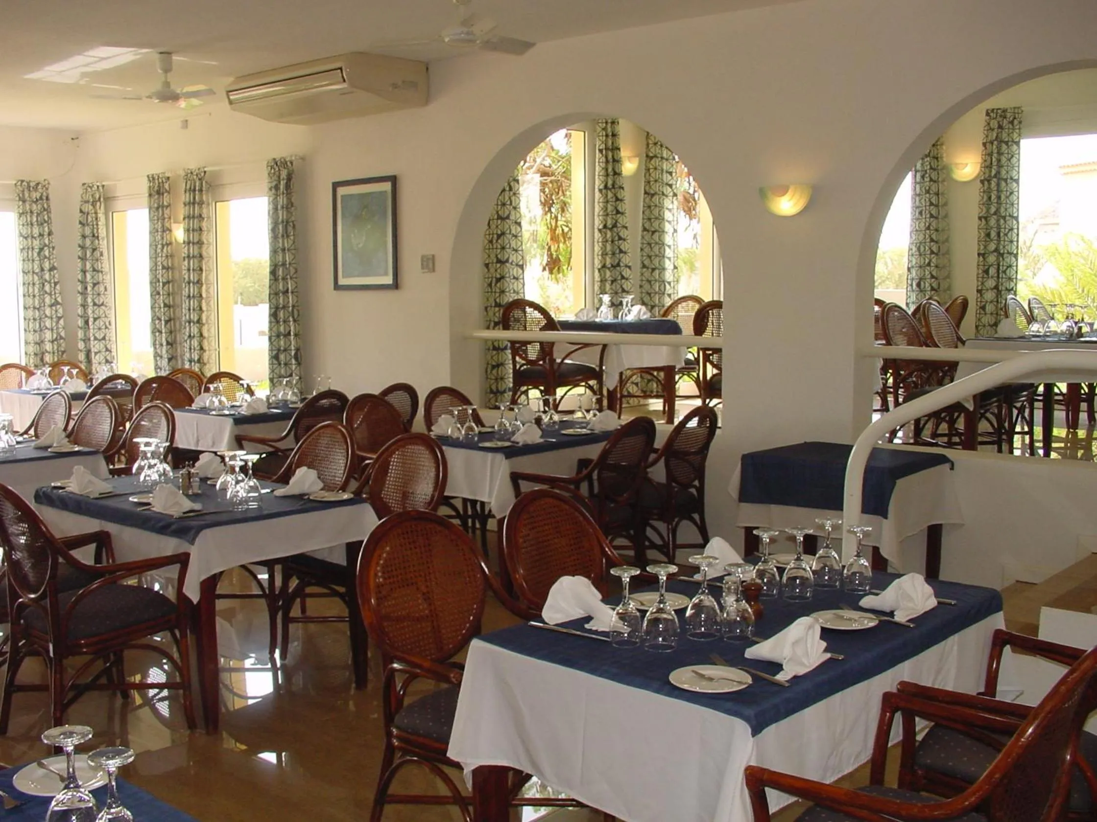 Restaurant/places to eat in Foya Branca by Flagworld Hotels