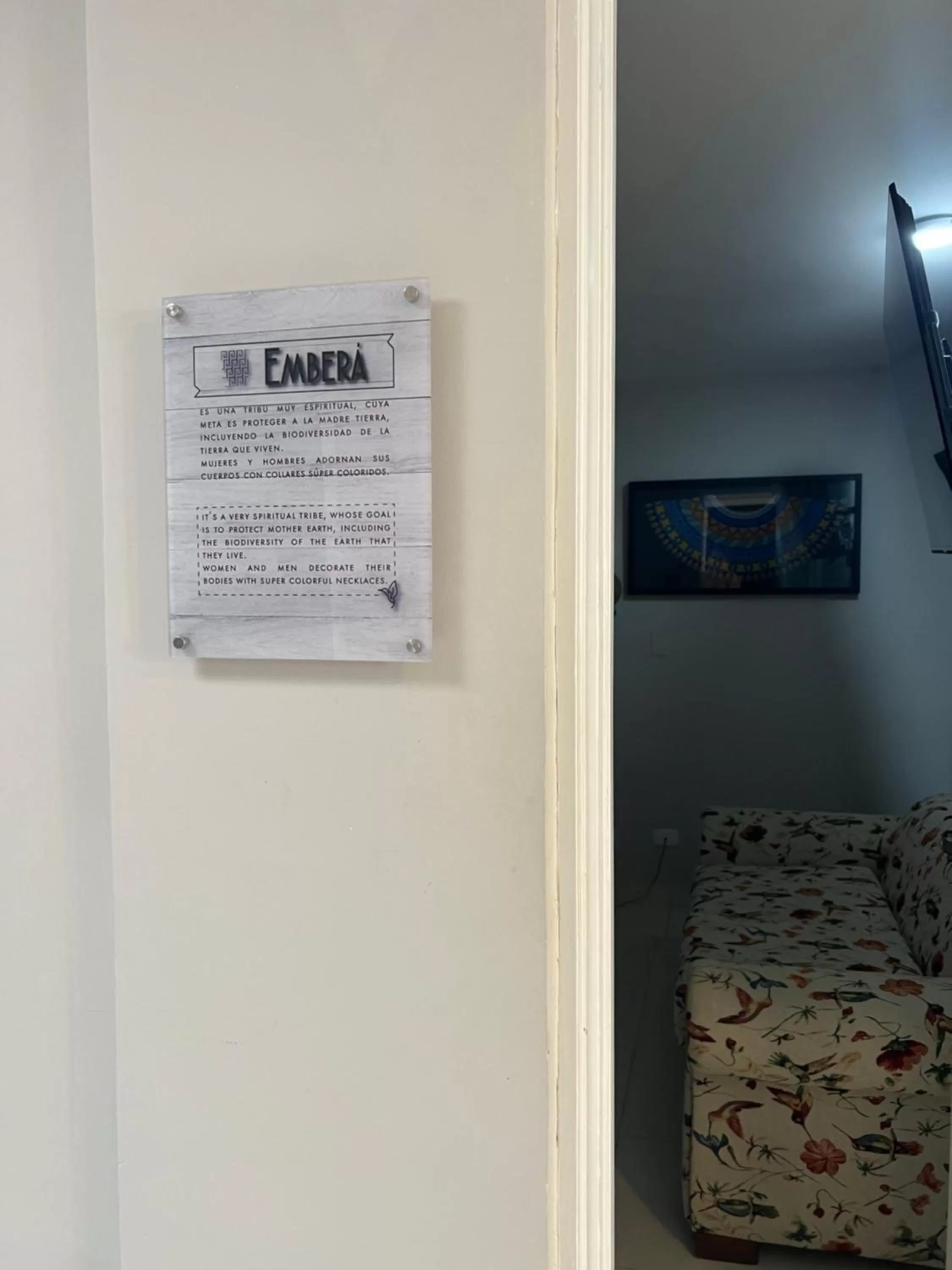 Text overlay in Hotel Boutique CASA CHUNUU Santa Marta