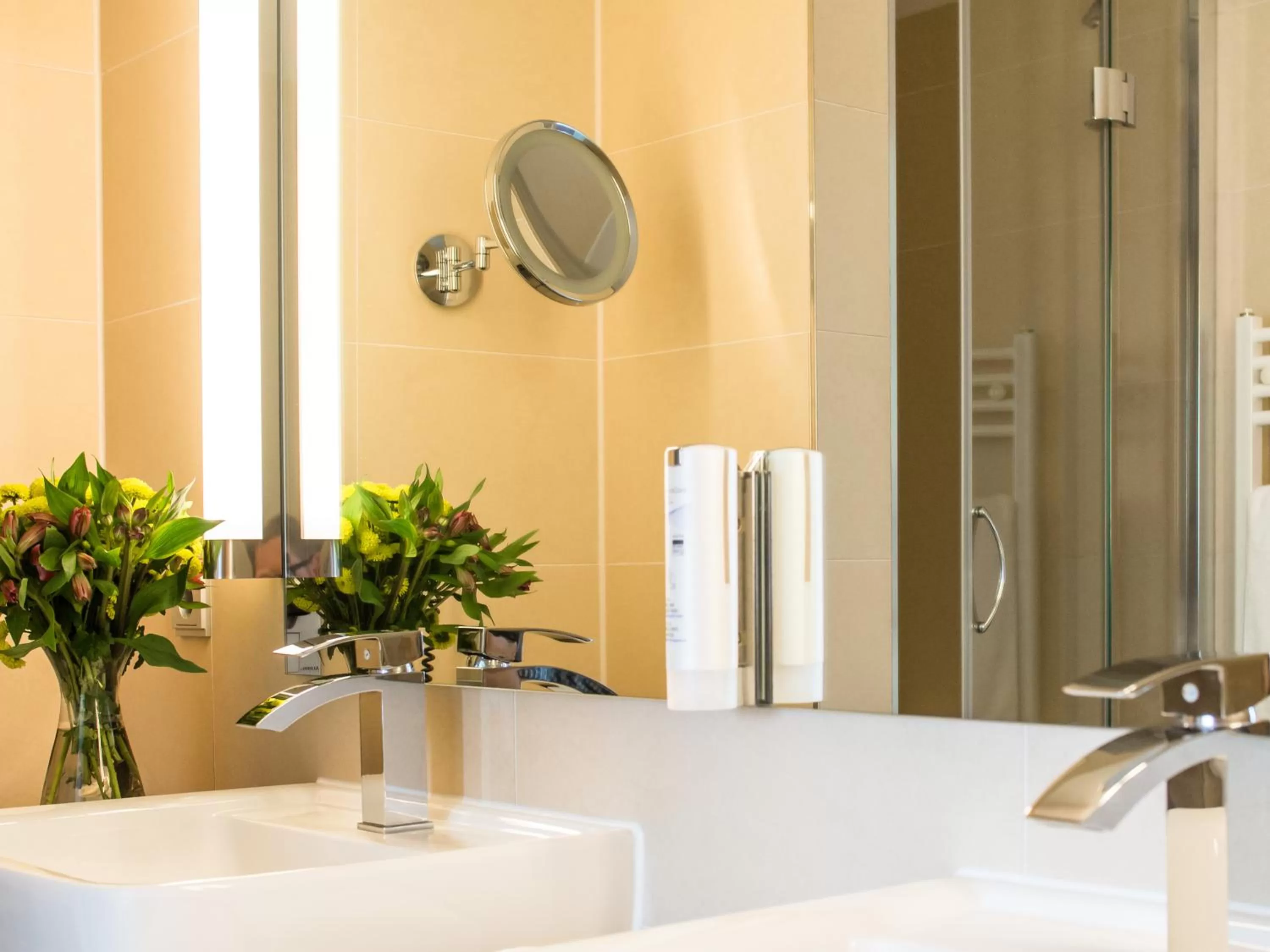 Bathroom in Hotel an der Oper