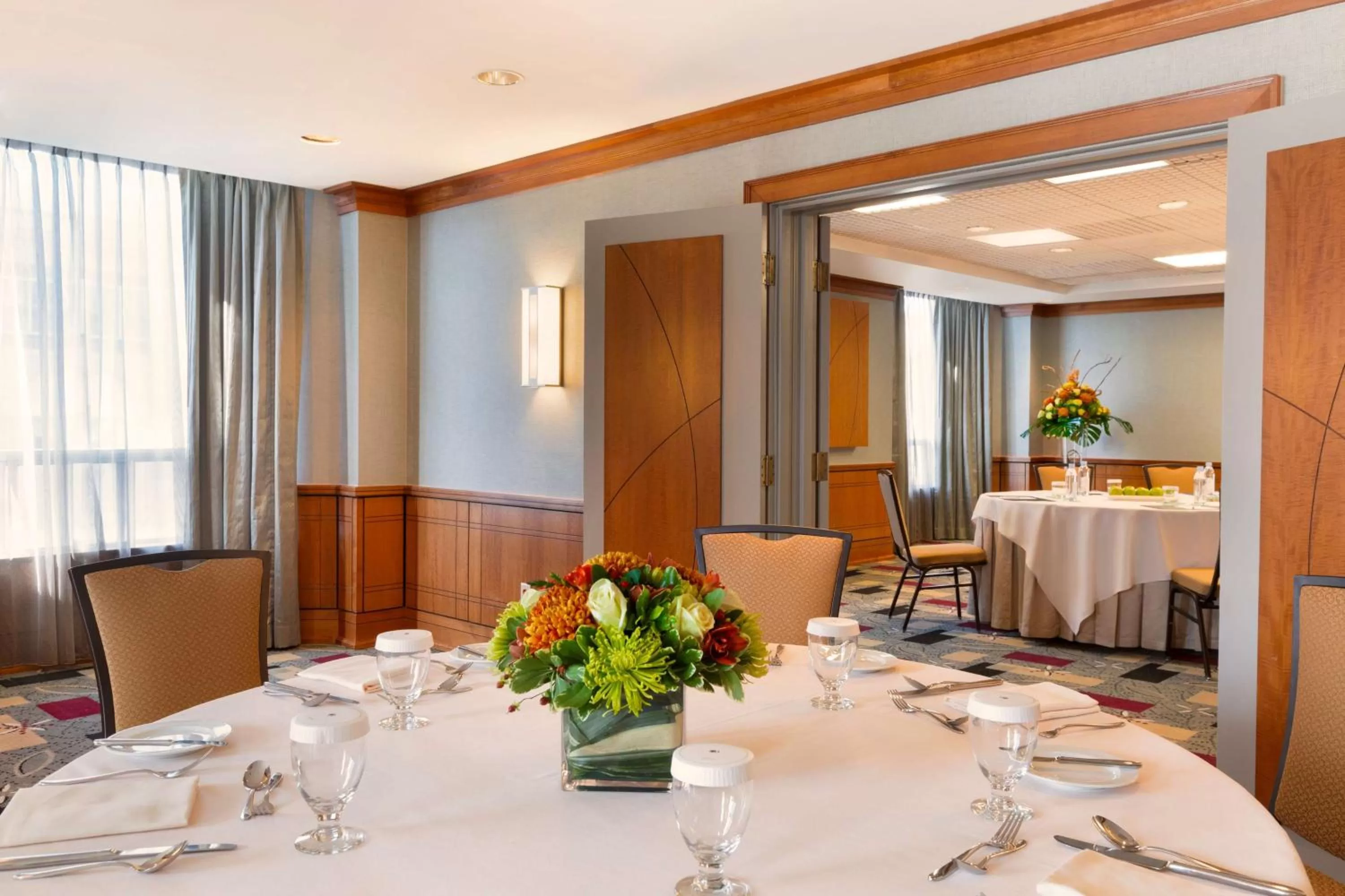Meeting/conference room in DoubleTree by Hilton Toronto Downtown