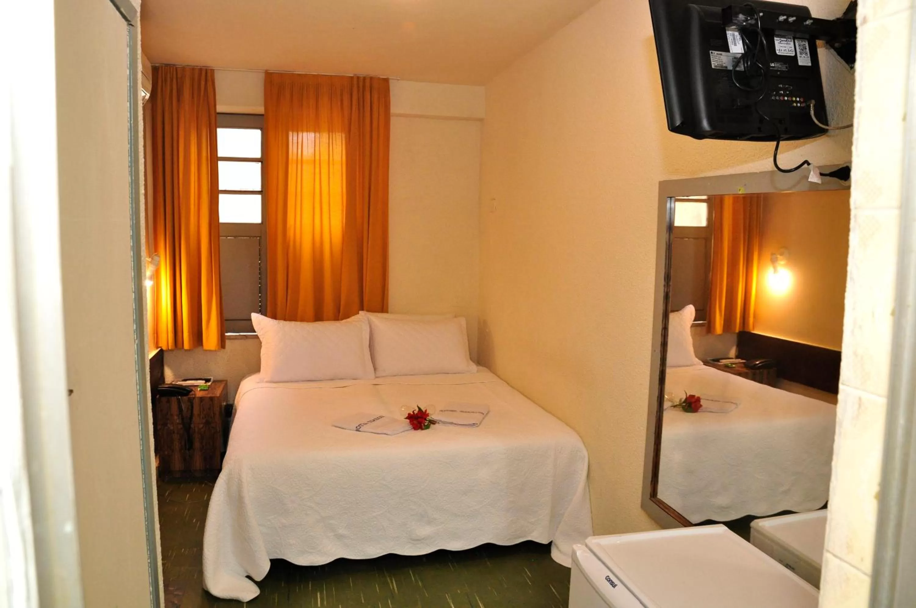 Photo of the whole room, Bed in Hotel Plaza Riazor