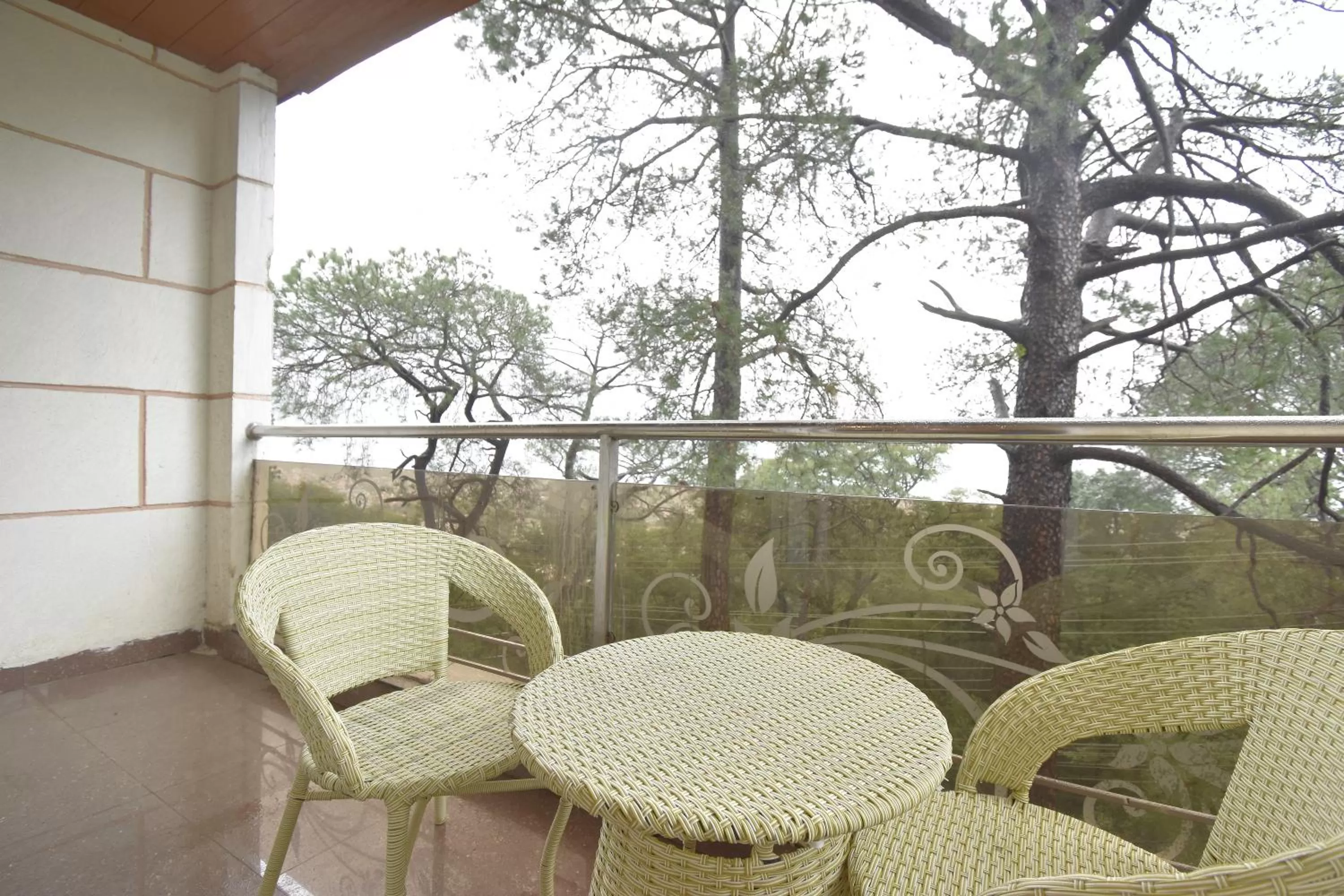 Patio in The Royal Castle AC Centralized