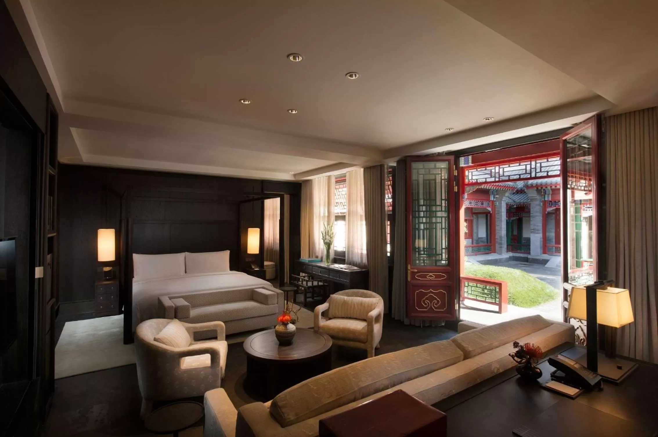 Bed in Waldorf Astoria Beijing