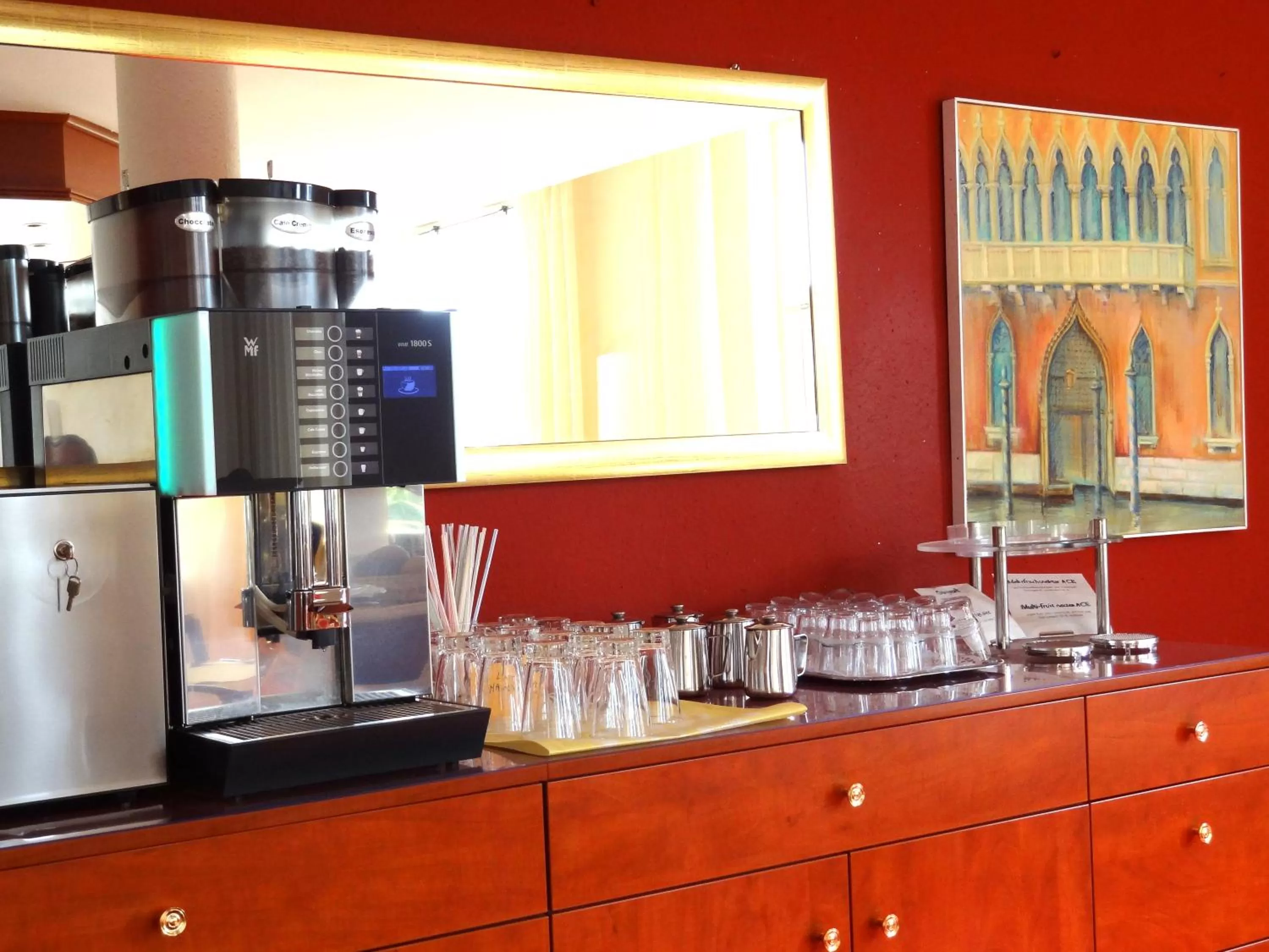 Coffee/tea facilities in Hotel Garni Arcis