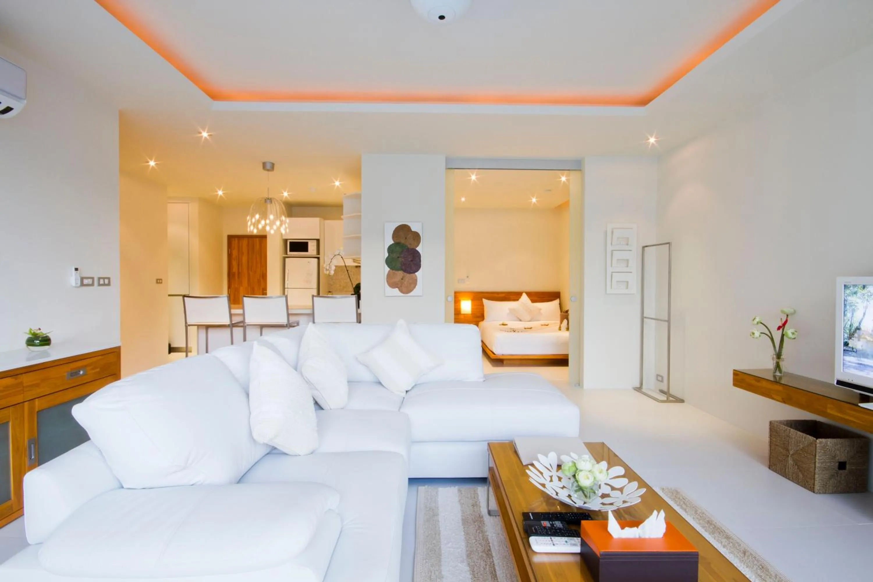 Living room, Bed in Chi Samui Resort