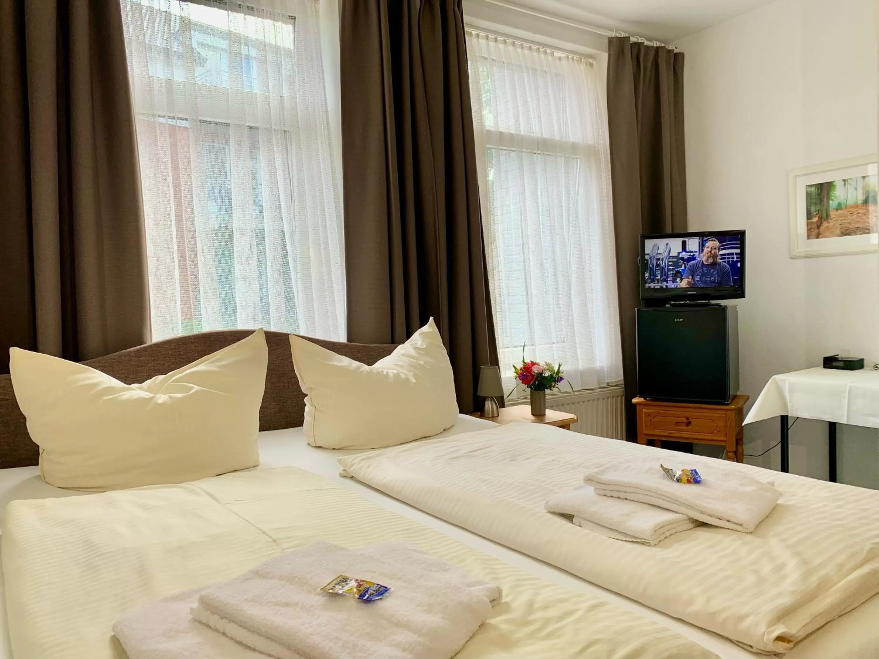 Bedroom, Bed in Hotel Holsteinische Schweiz am Dieksee