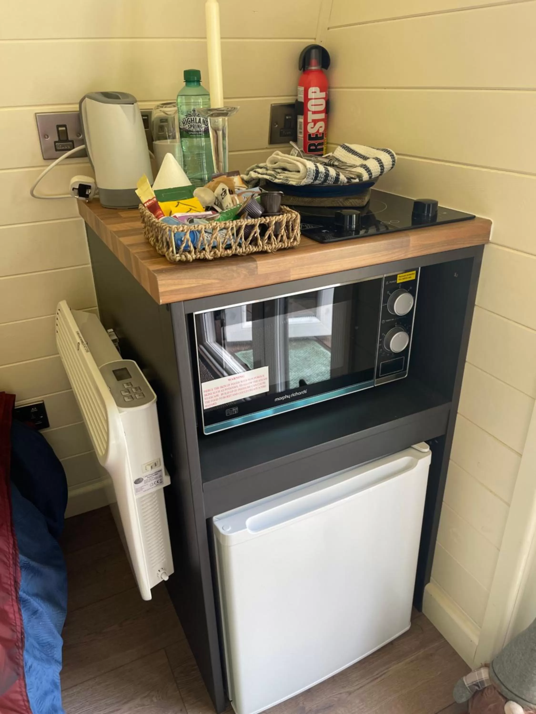 Kitchen/Kitchenette in South Lodge House