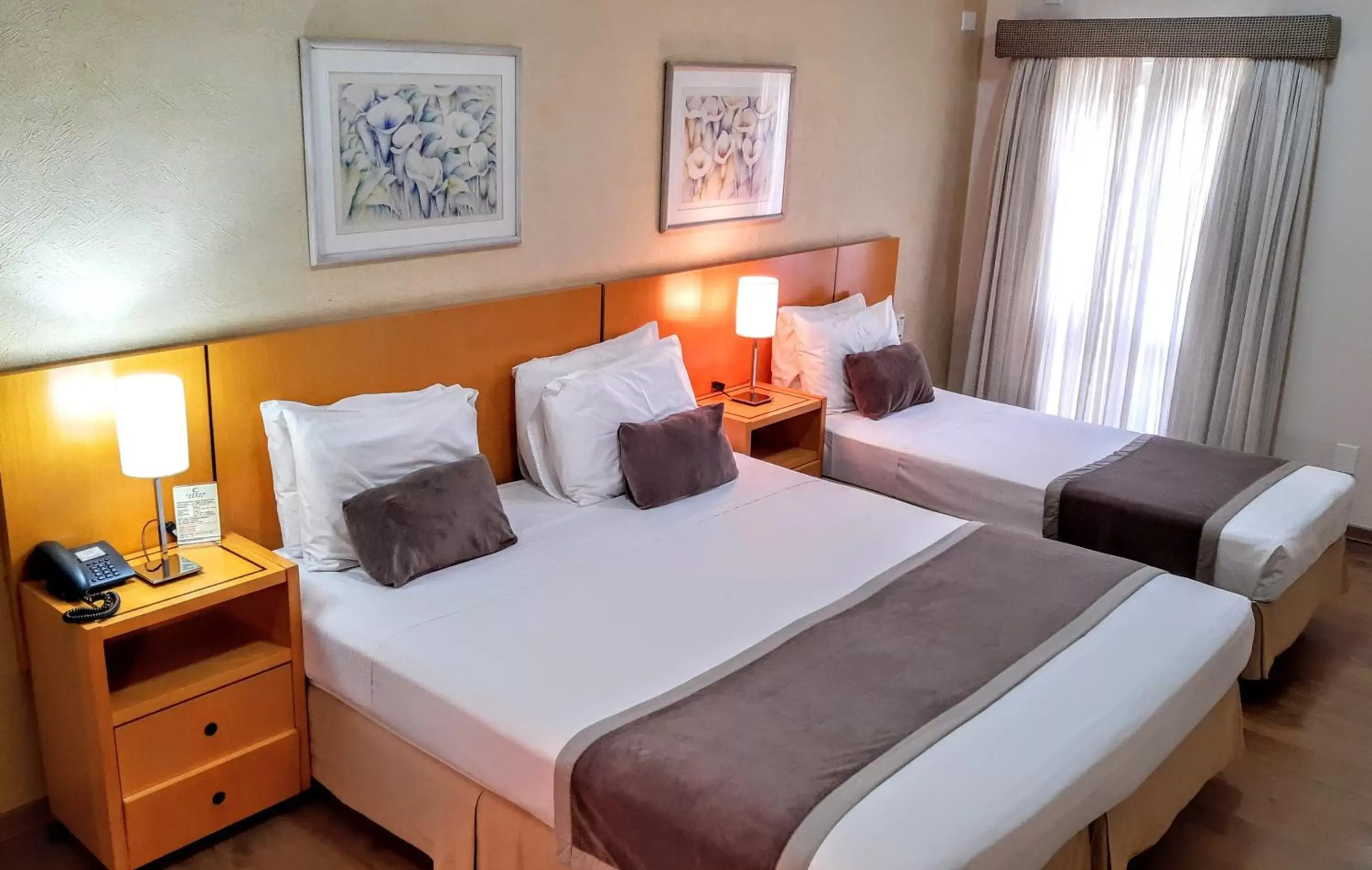 triple Luxury 1 double bed 1 single bed in Cardum Hotel triple Luxury 1 double bed 1 single bed in Cardum Hotel