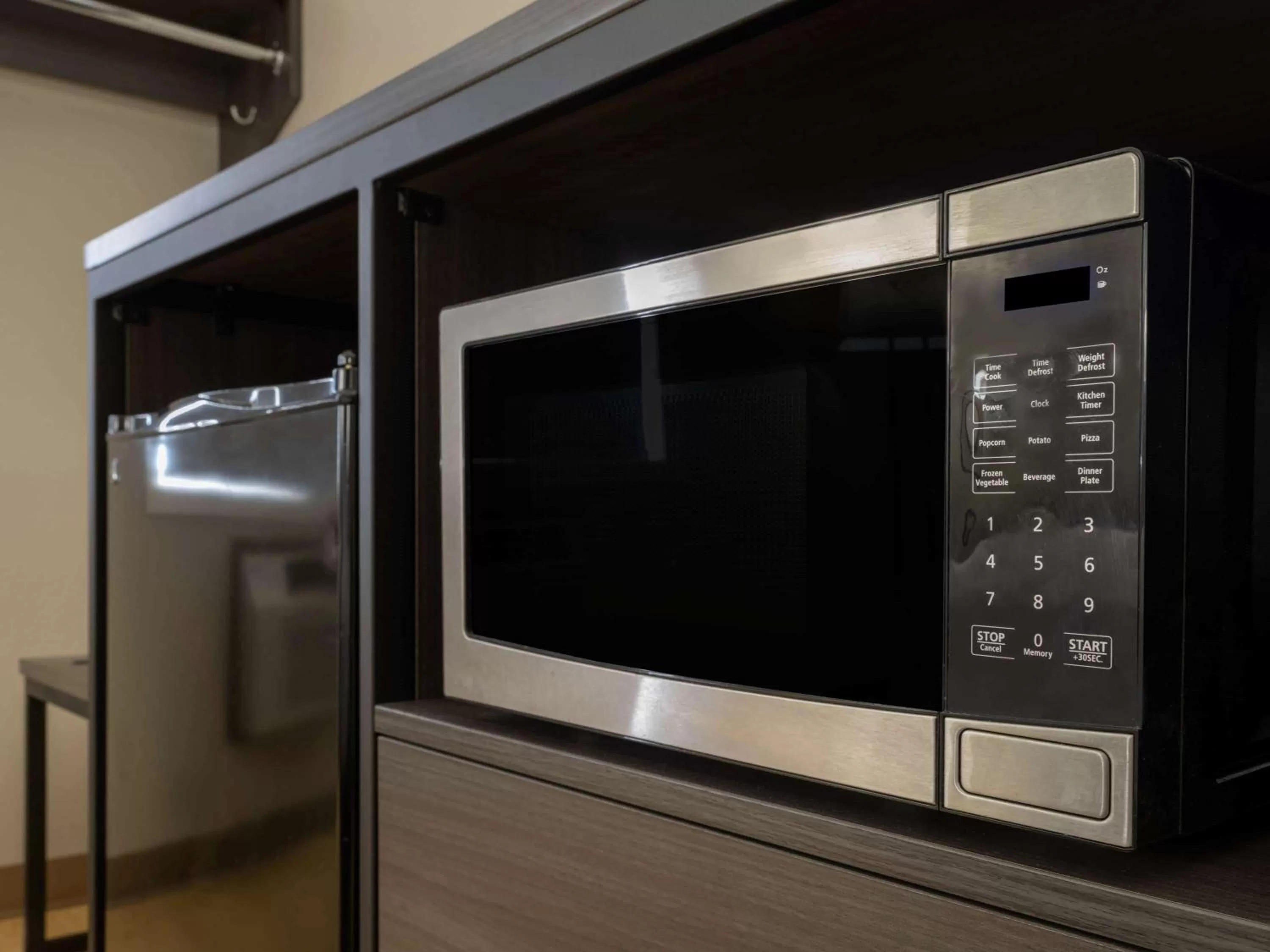 Bedroom in Super 8 by Wyndham Clinton