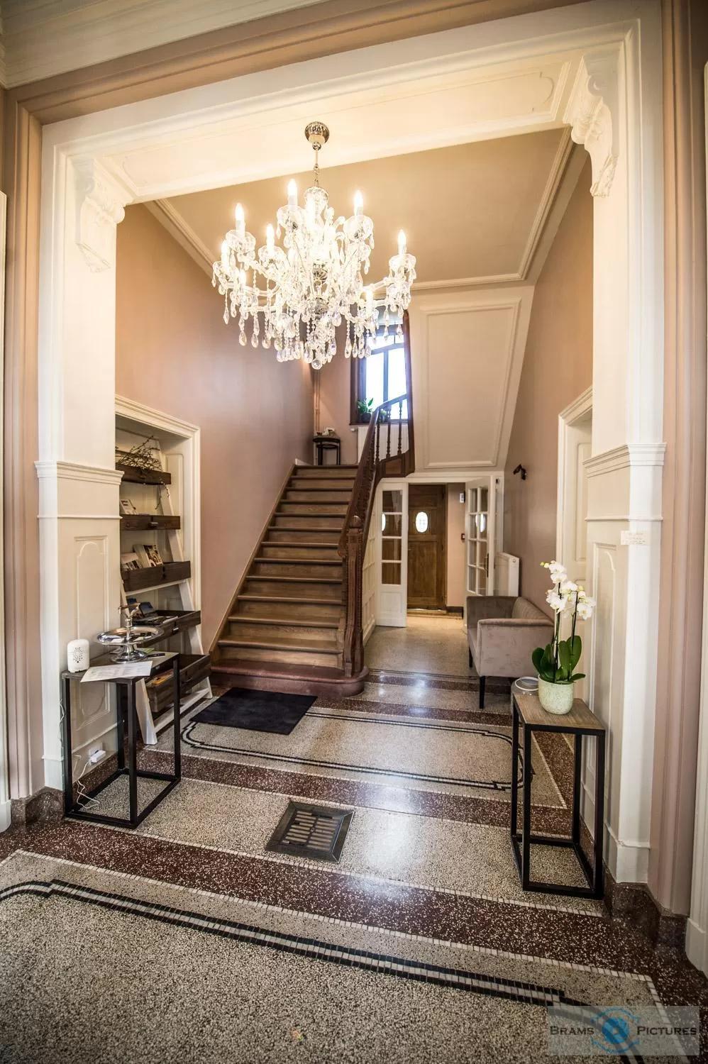 Facade/entrance, Lobby/Reception in Villa Copis