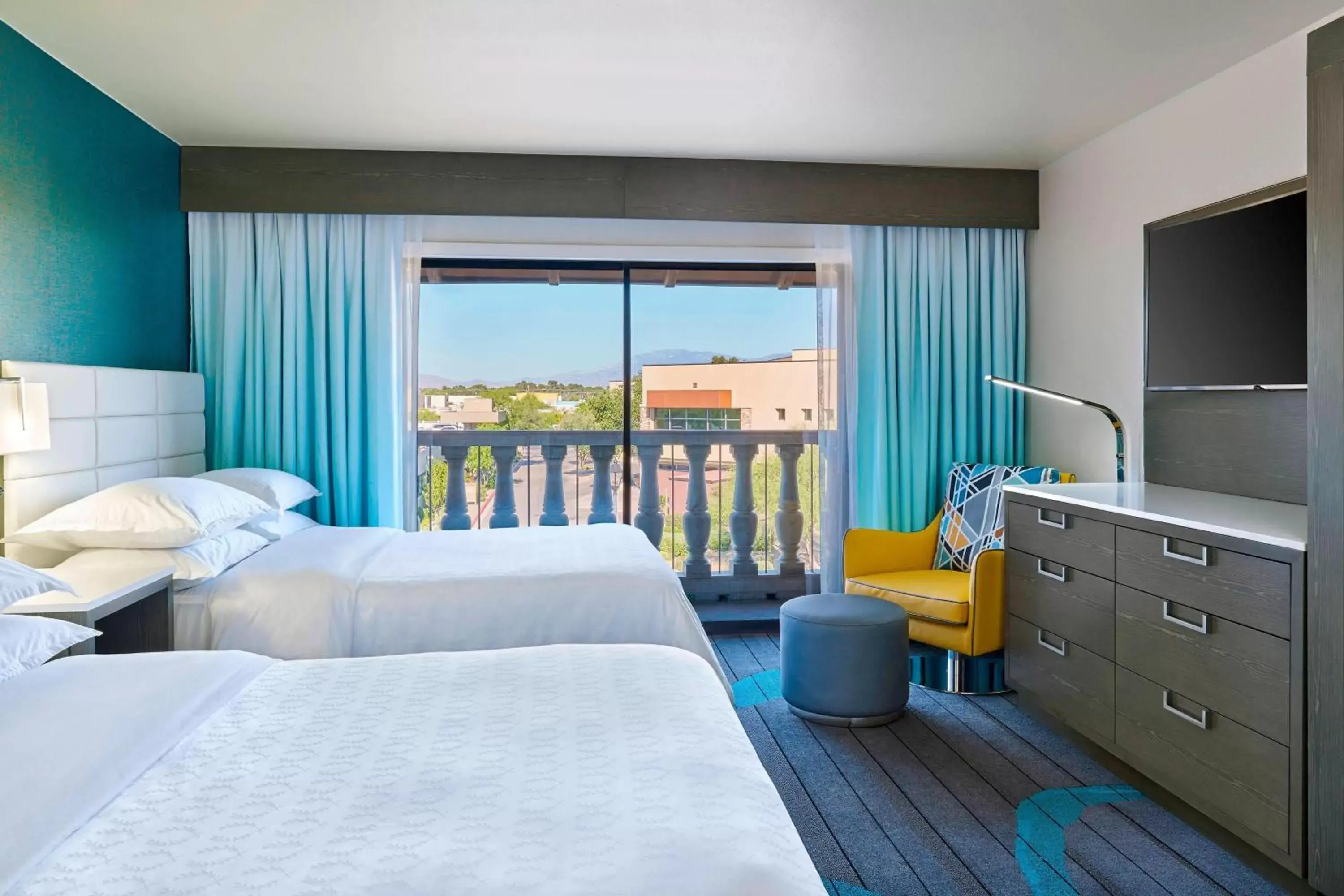 Club level, 1 Bedroom Suite, 2 Double, Sofa bed in Sheraton Tucson Hotel & Suites Club level, 1 Bedroom Suite, 2 Double, Sofa bed in Sheraton Tucson Hotel & Suites